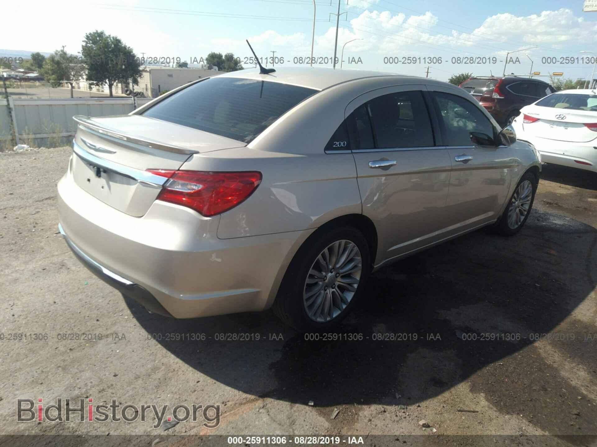 2013 CHRYSLER 200 - VIN: 1C3CCBCG9DN623297 - Photo 4