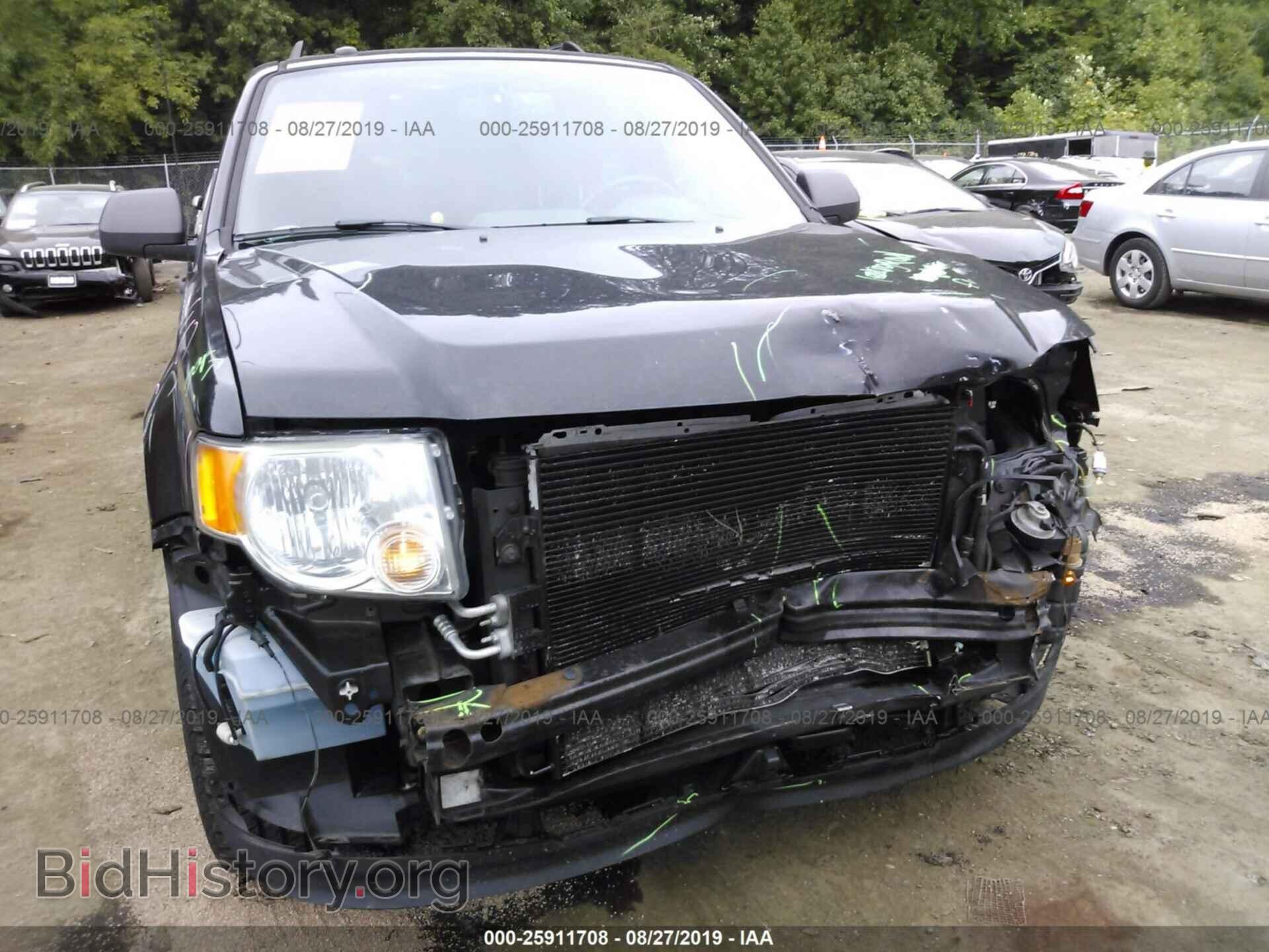 2011 FORD ESCAPE - VIN: 1FMCU0D79BKB19807 - Photo 6