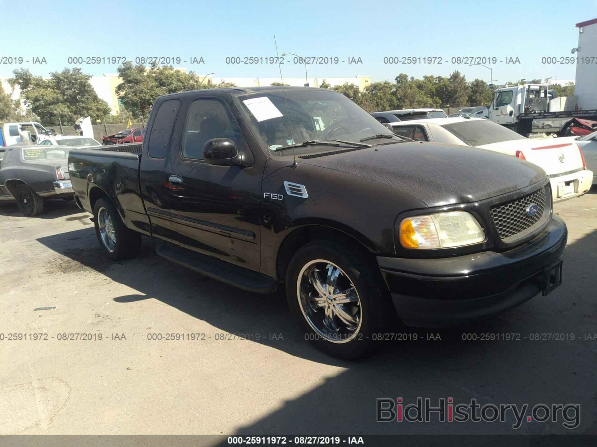 Photo 1FTRX17202NA75903 - FORD F150 2002