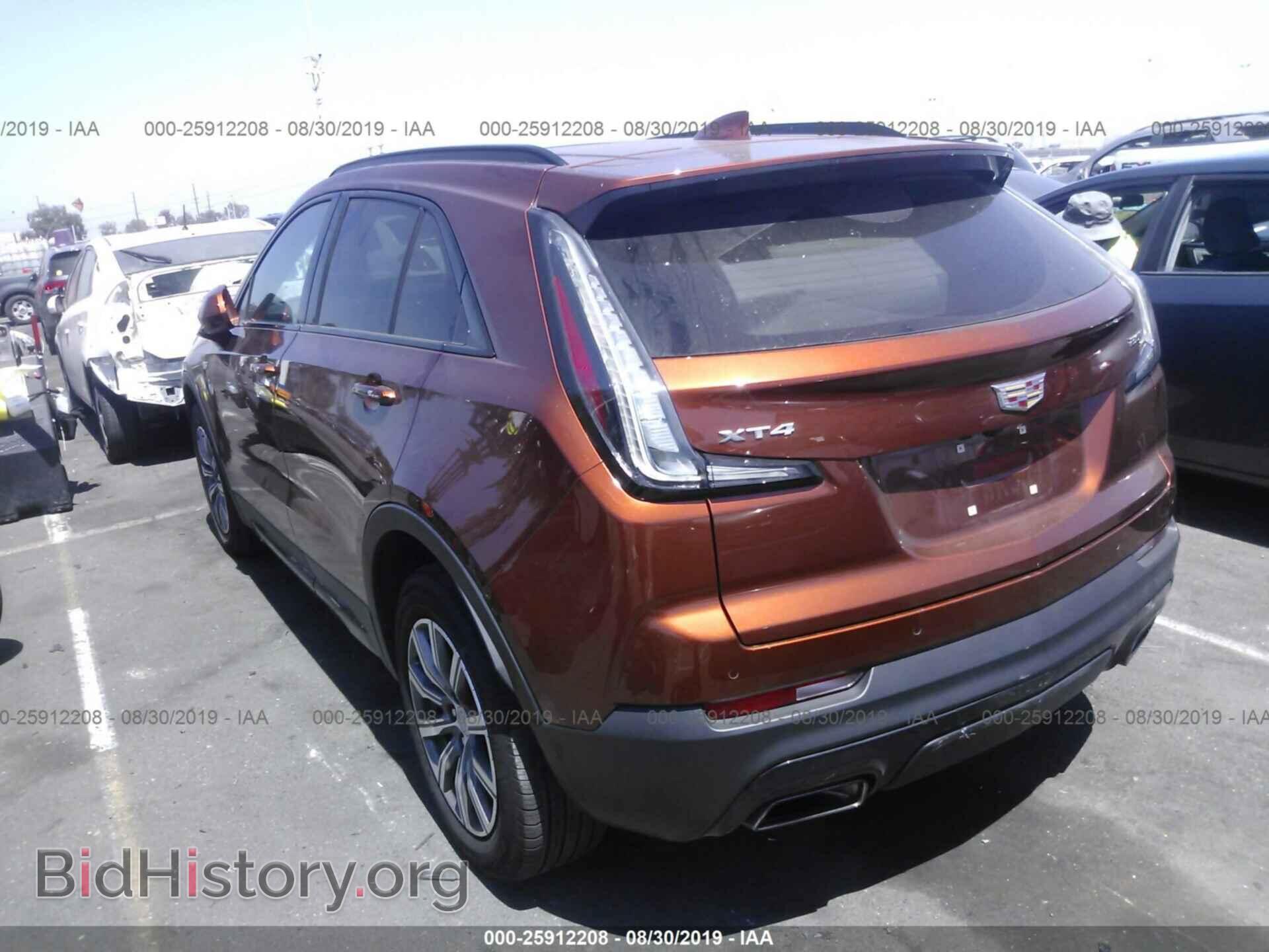 2019 CADILLAC XT4 - VIN: 1GYFZER41KF106146 - Фото 3