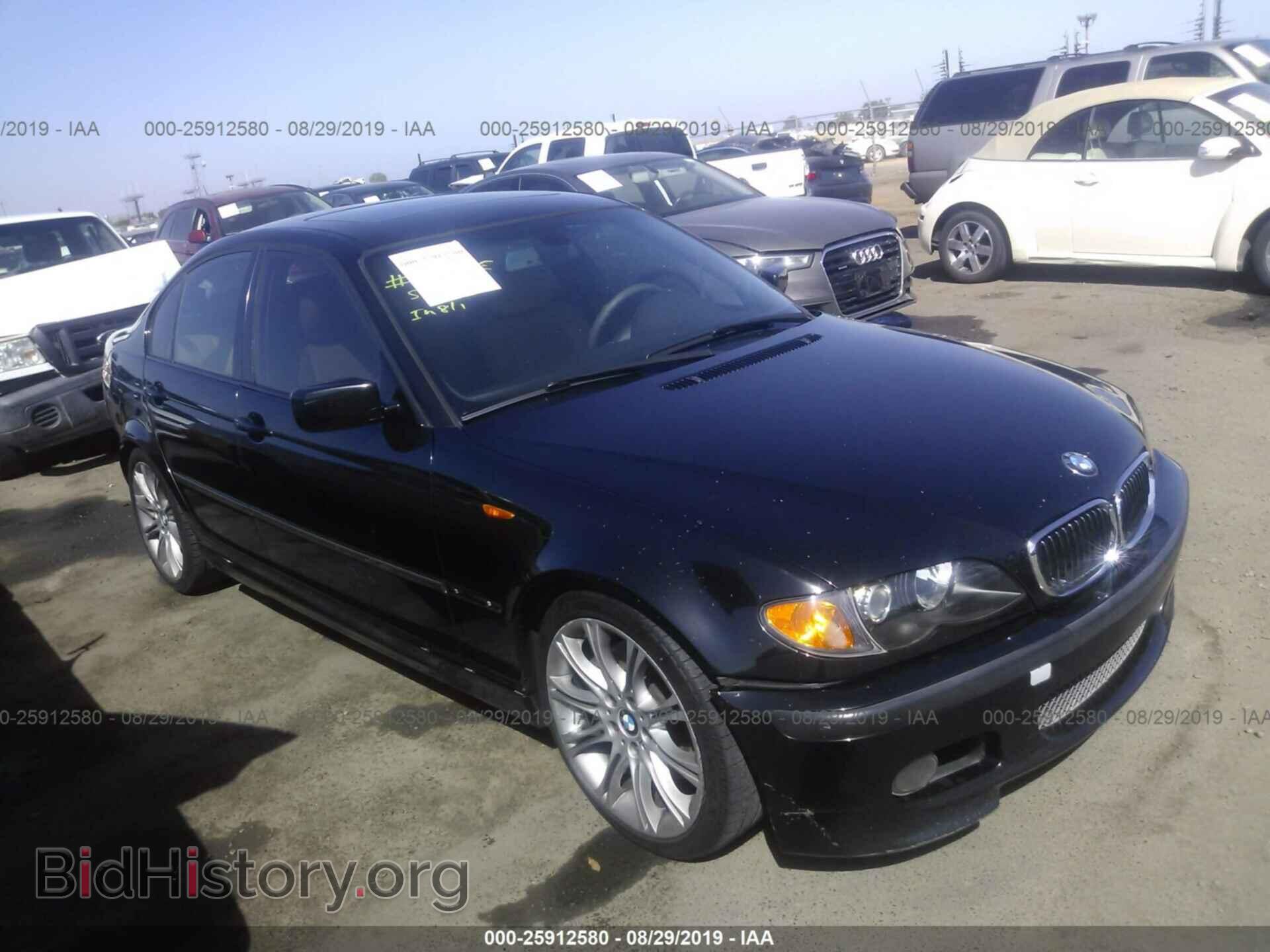 Photo WBAEV53494KM06742 - BMW 330 2004