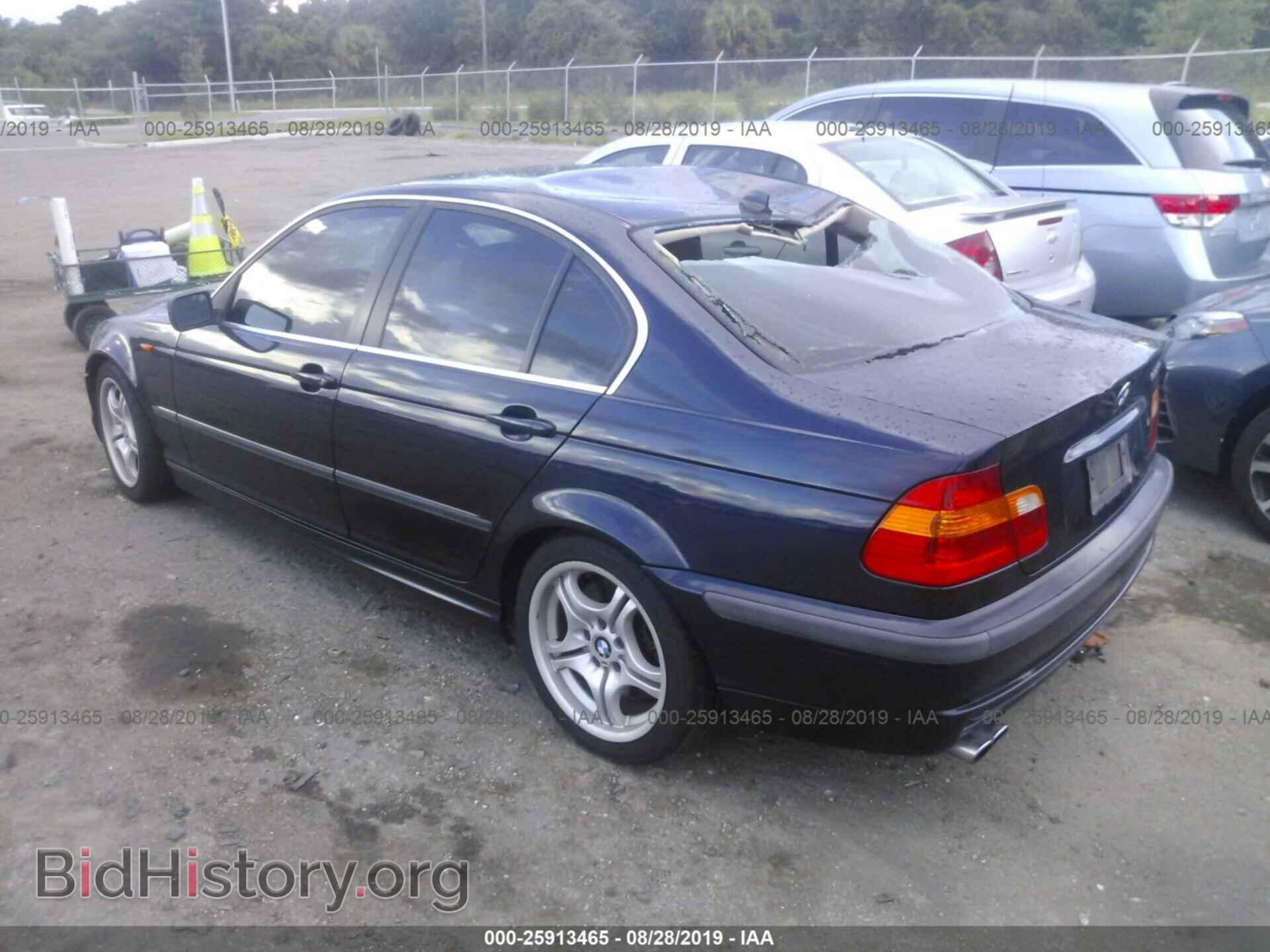 2005 BMW 330 - VIN: WBAEV53485KM40883 - Фото 3