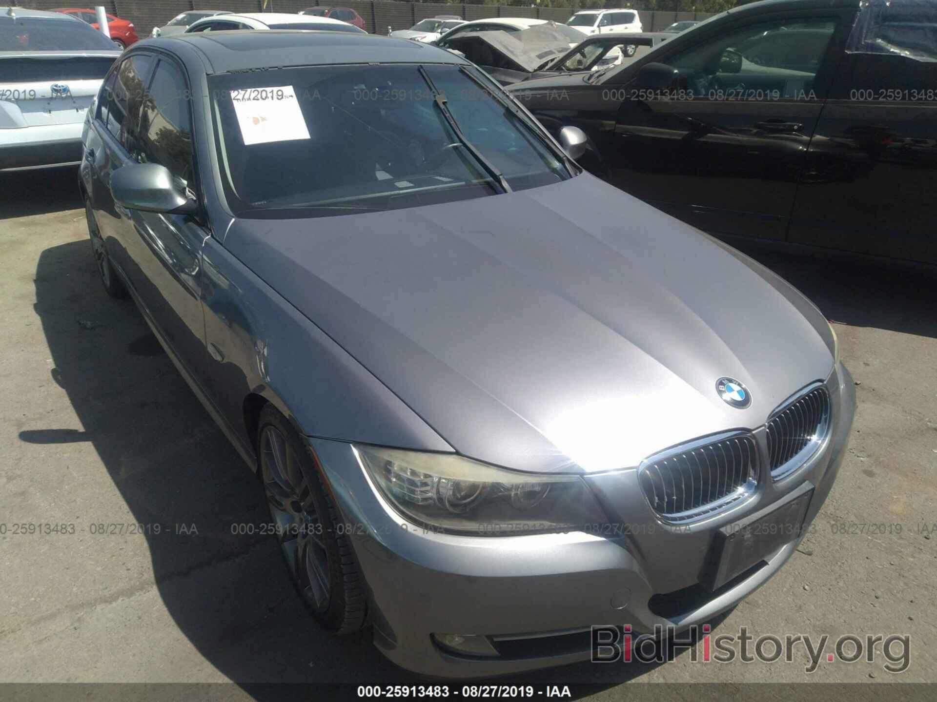 Photo WBAPM73579A366061 - BMW 335 2009