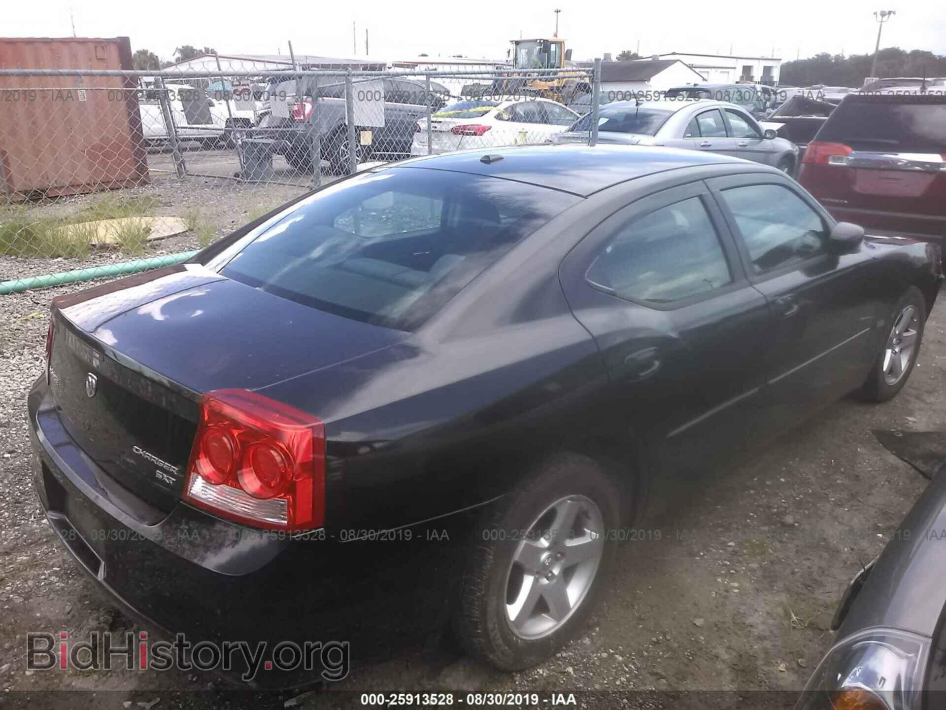 2010 DODGE CHARGER - VIN: 2B3CA3CV7AH245511 - Фото 4