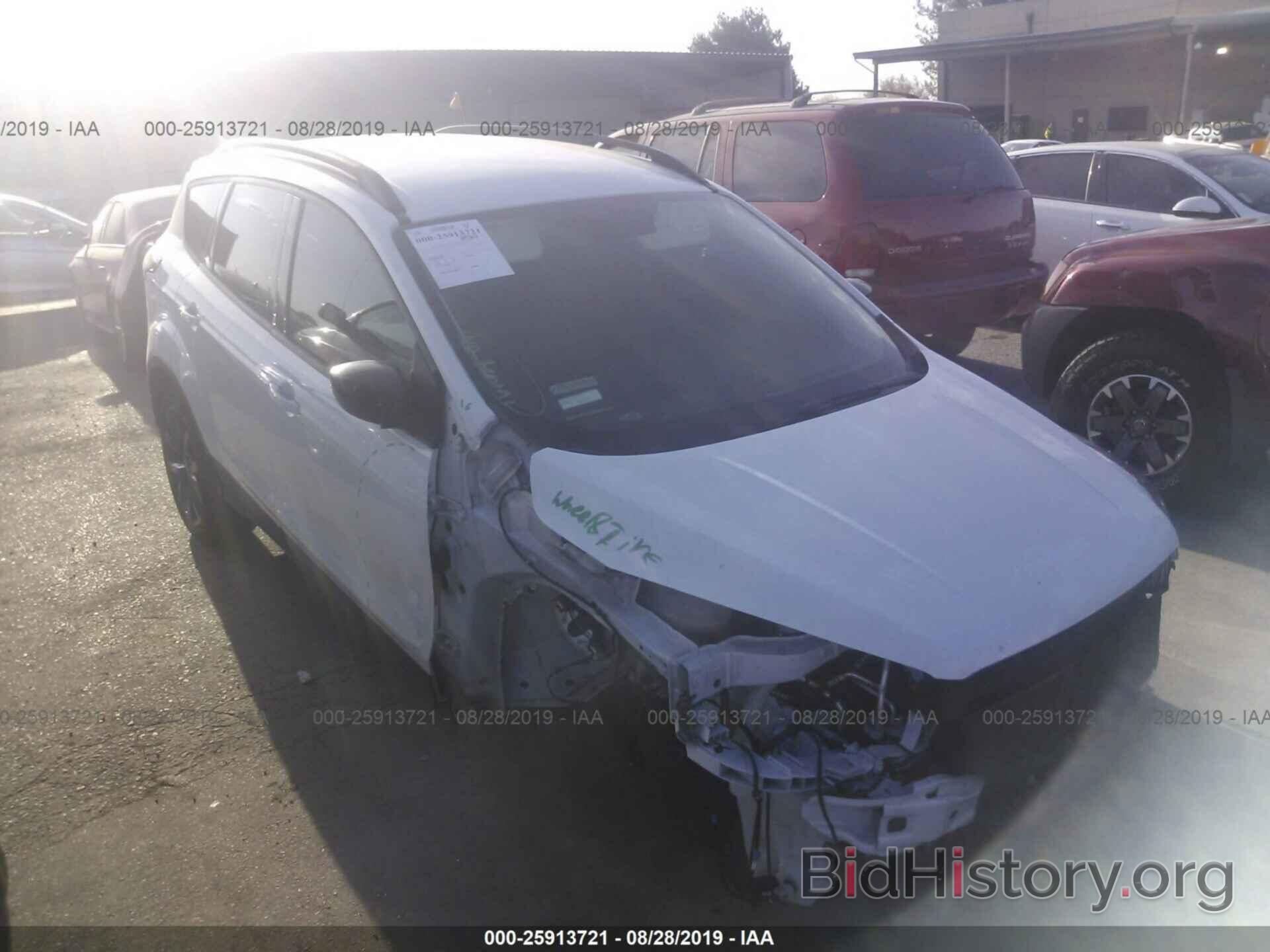 Photo 1FMCU0GD9JUD05593 - FORD ESCAPE 2018