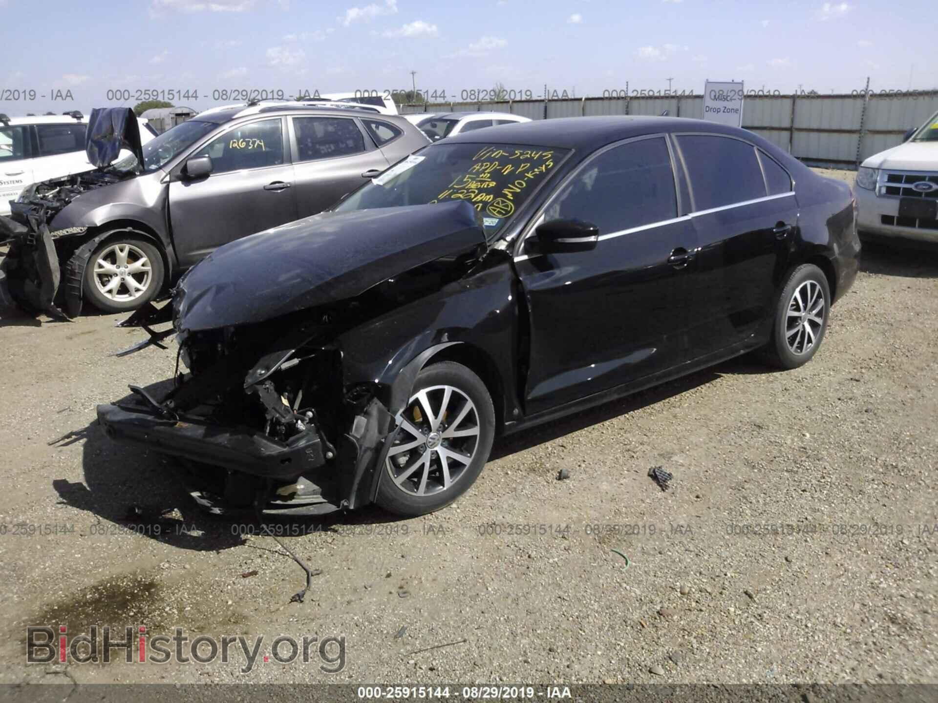 2017 VOLKSWAGEN JETTA - VIN: 3VWDB7AJ8HM275245 - Фото 2