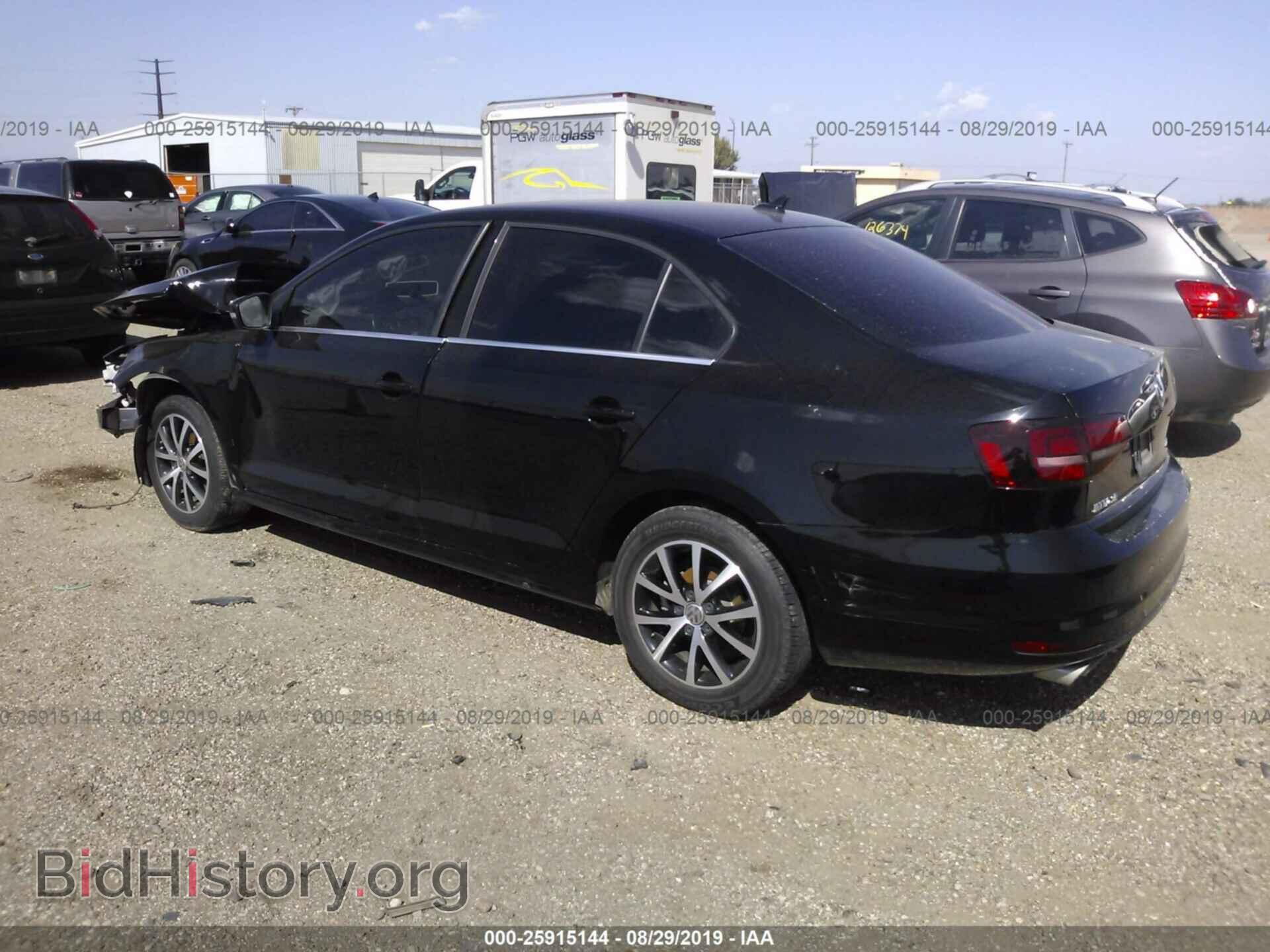 2017 VOLKSWAGEN JETTA - VIN: 3VWDB7AJ8HM275245 - Фото 3