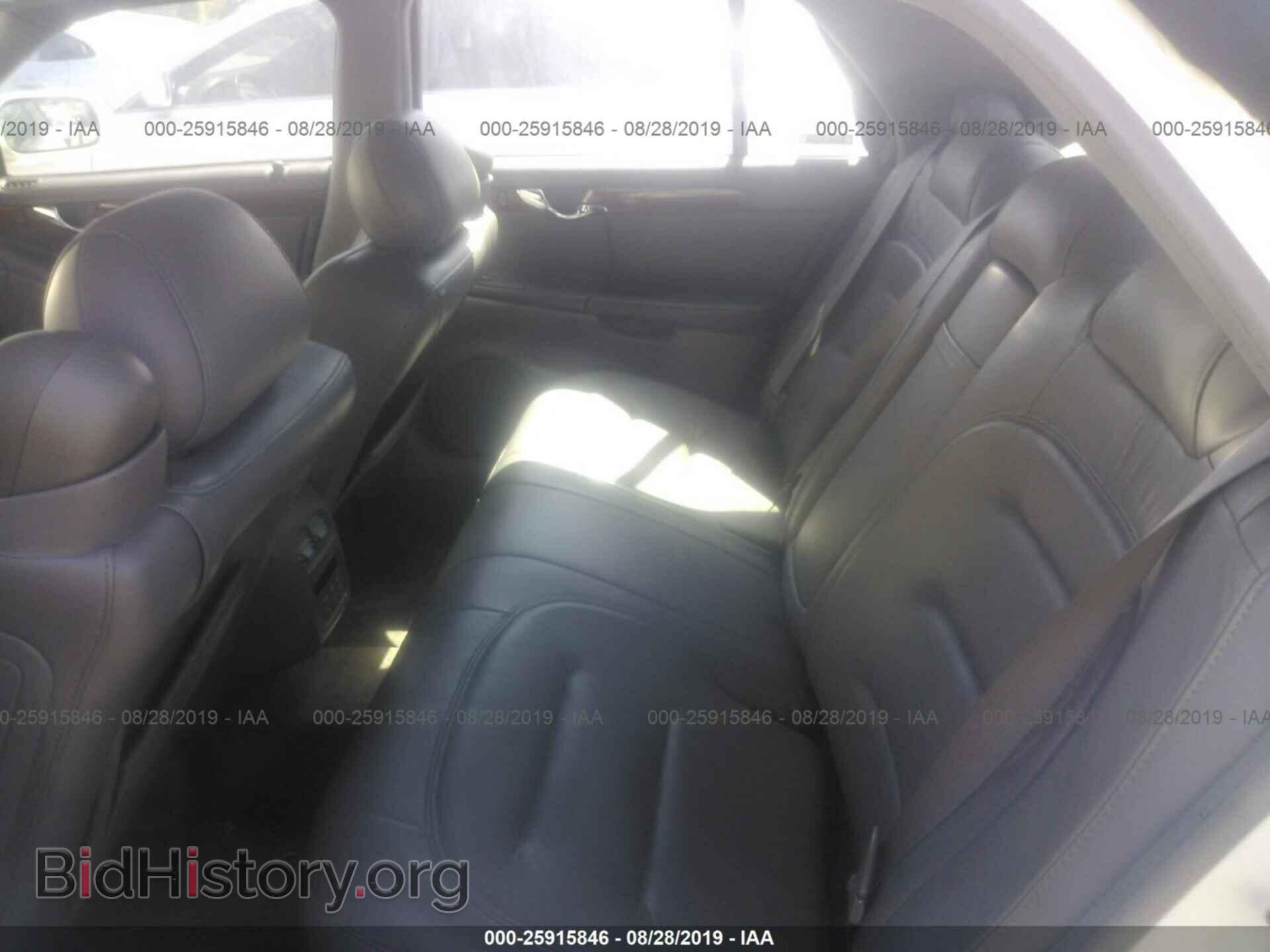 2003 Cadillac Deville - VIN: 1G6KD54Y43U123746 - Photo 8