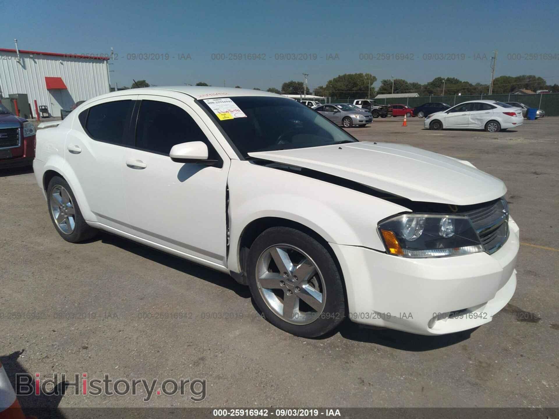 Photo 1B3LC76VX9N545799 - DODGE AVENGER 2009