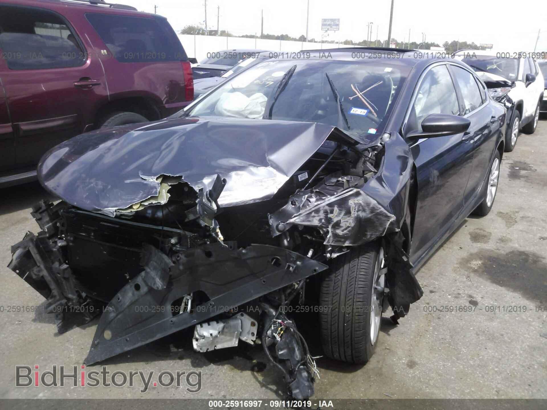 2016 CHRYSLER 200 - VIN: 1C3CCCAB4GN107706 - Photo 2