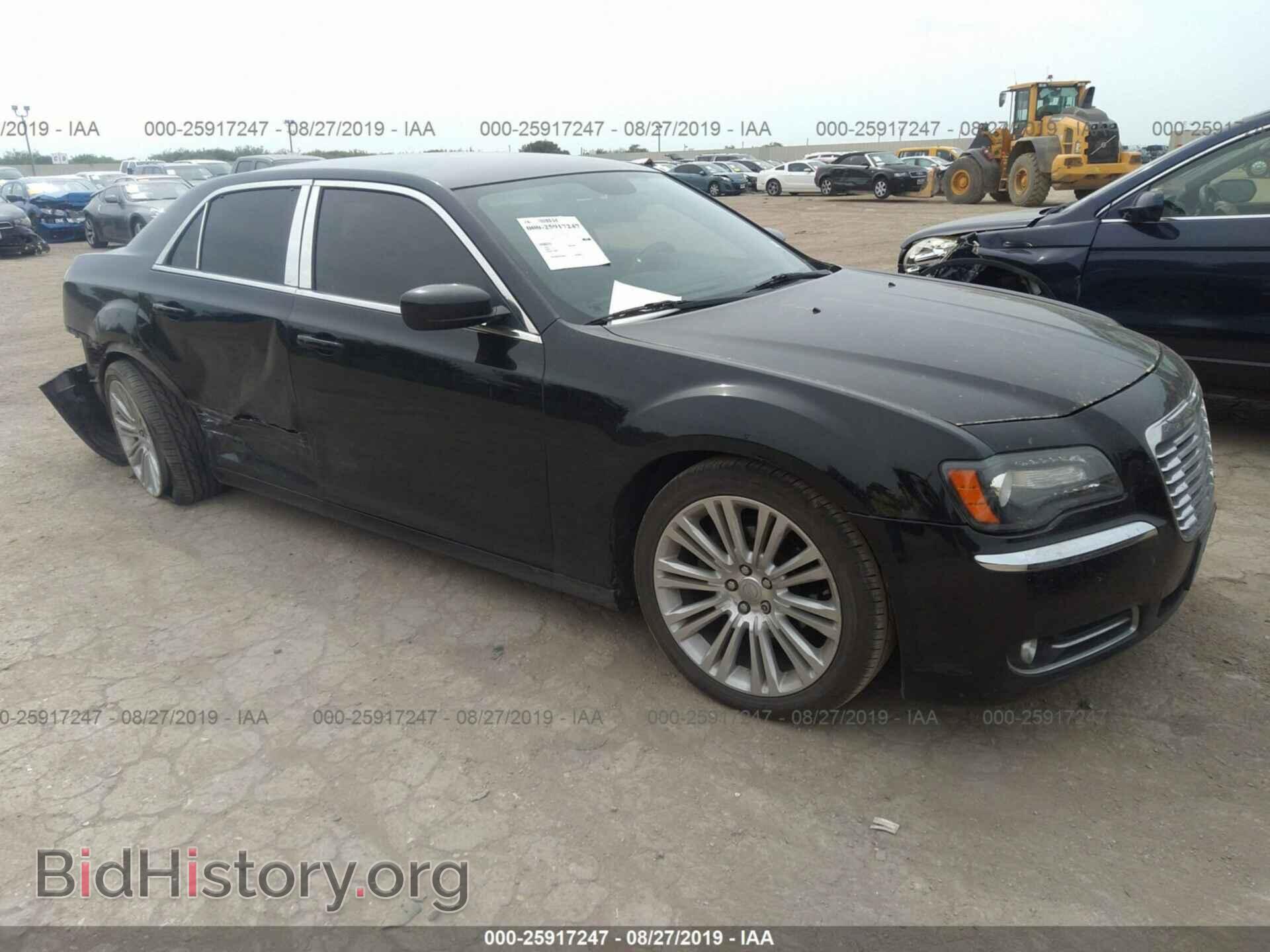 Фотография 2C3CCAAG2CH233677 - CHRYSLER 300 2012