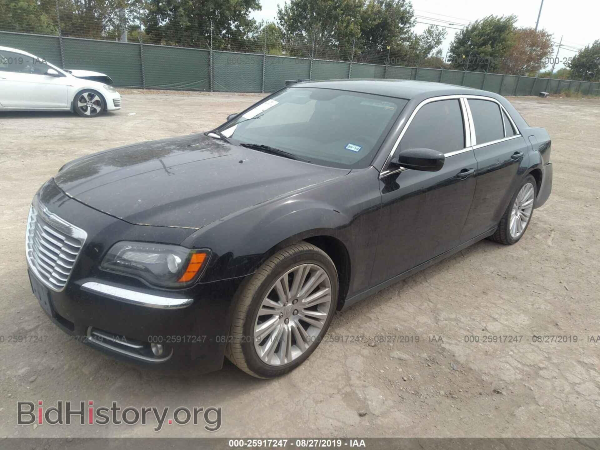 2012 CHRYSLER 300 - VIN: 2C3CCAAG2CH233677 - Photo 2