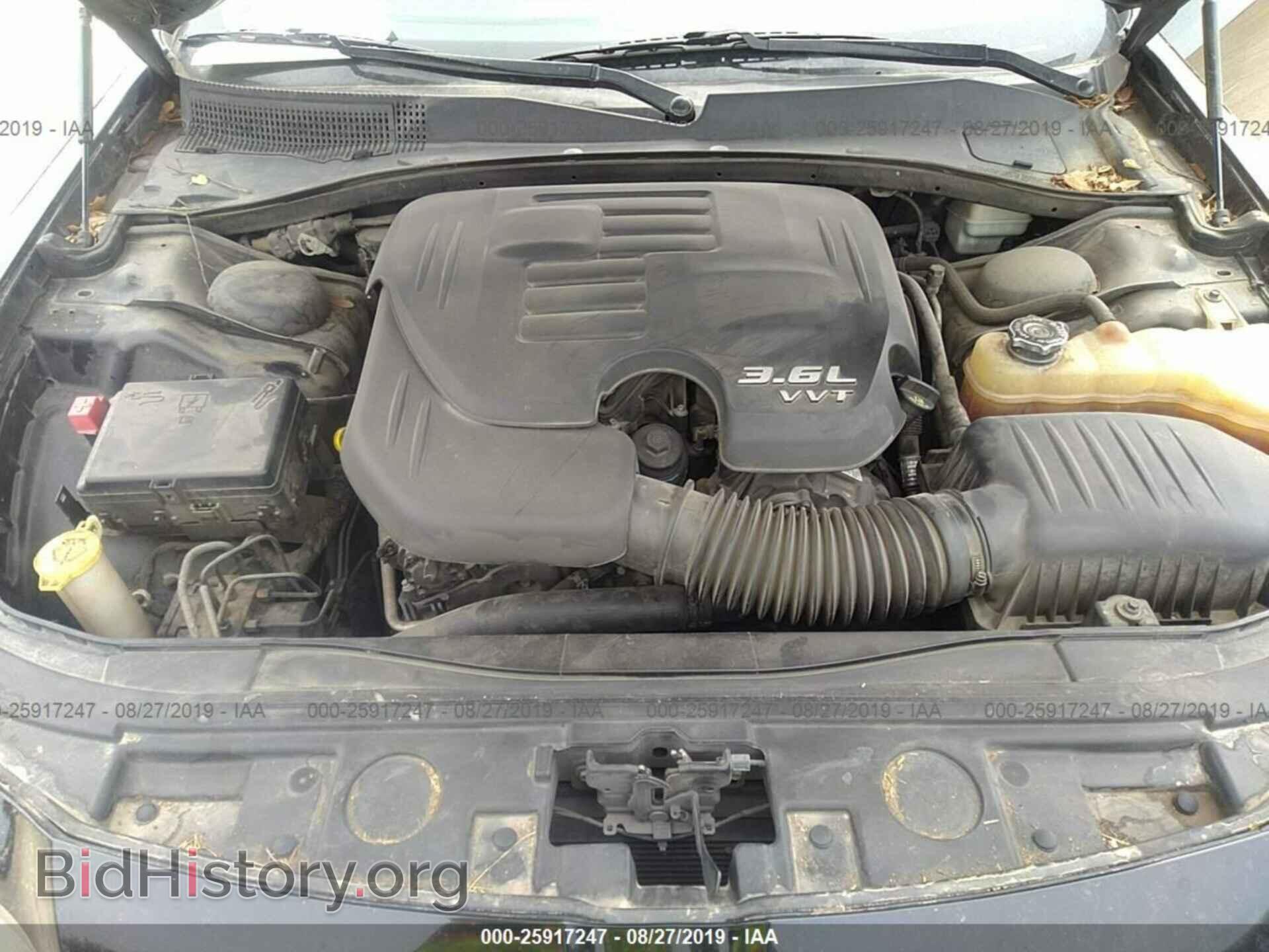 2012 CHRYSLER 300 - VIN: 2C3CCAAG2CH233677 - Photo 10