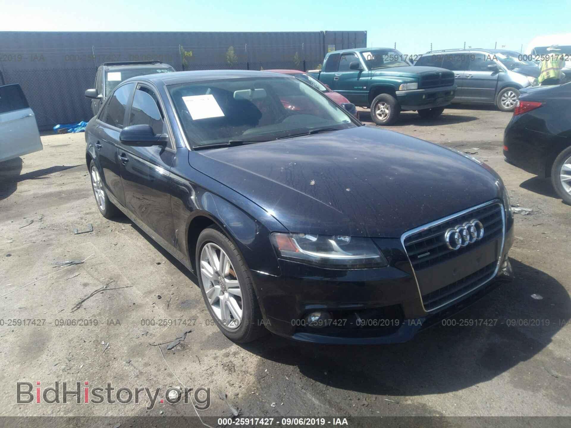 Фотография WAUBFAFL4AN038427 - AUDI A4 2010