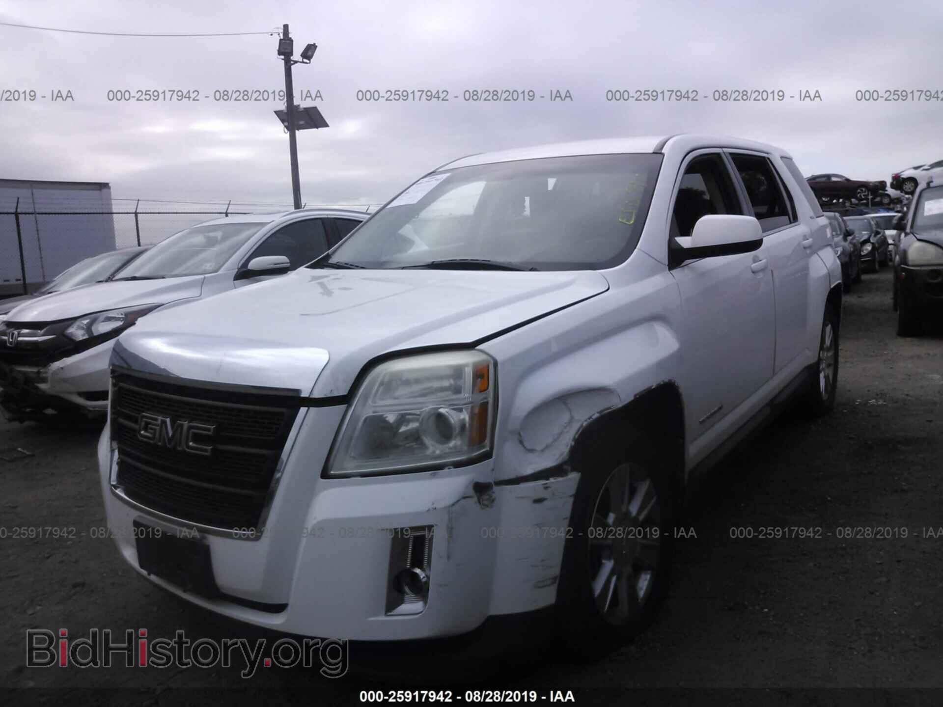 2011 GMC TERRAIN - VIN: 2CTALMEC4B6344175 - Photo 2