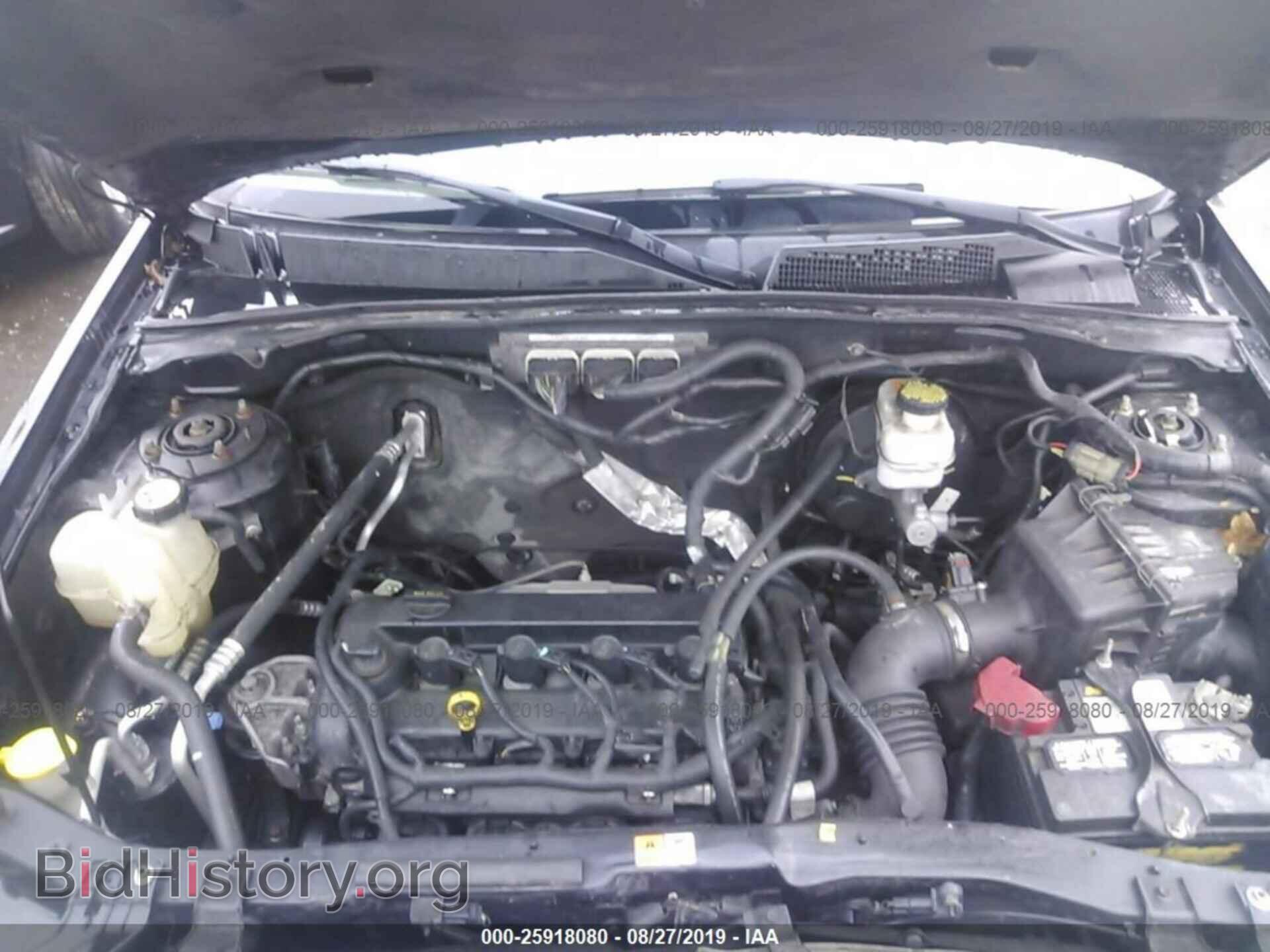 2011 FORD ESCAPE - VIN: 1FMCU0E76BKA86618 - Фото 10