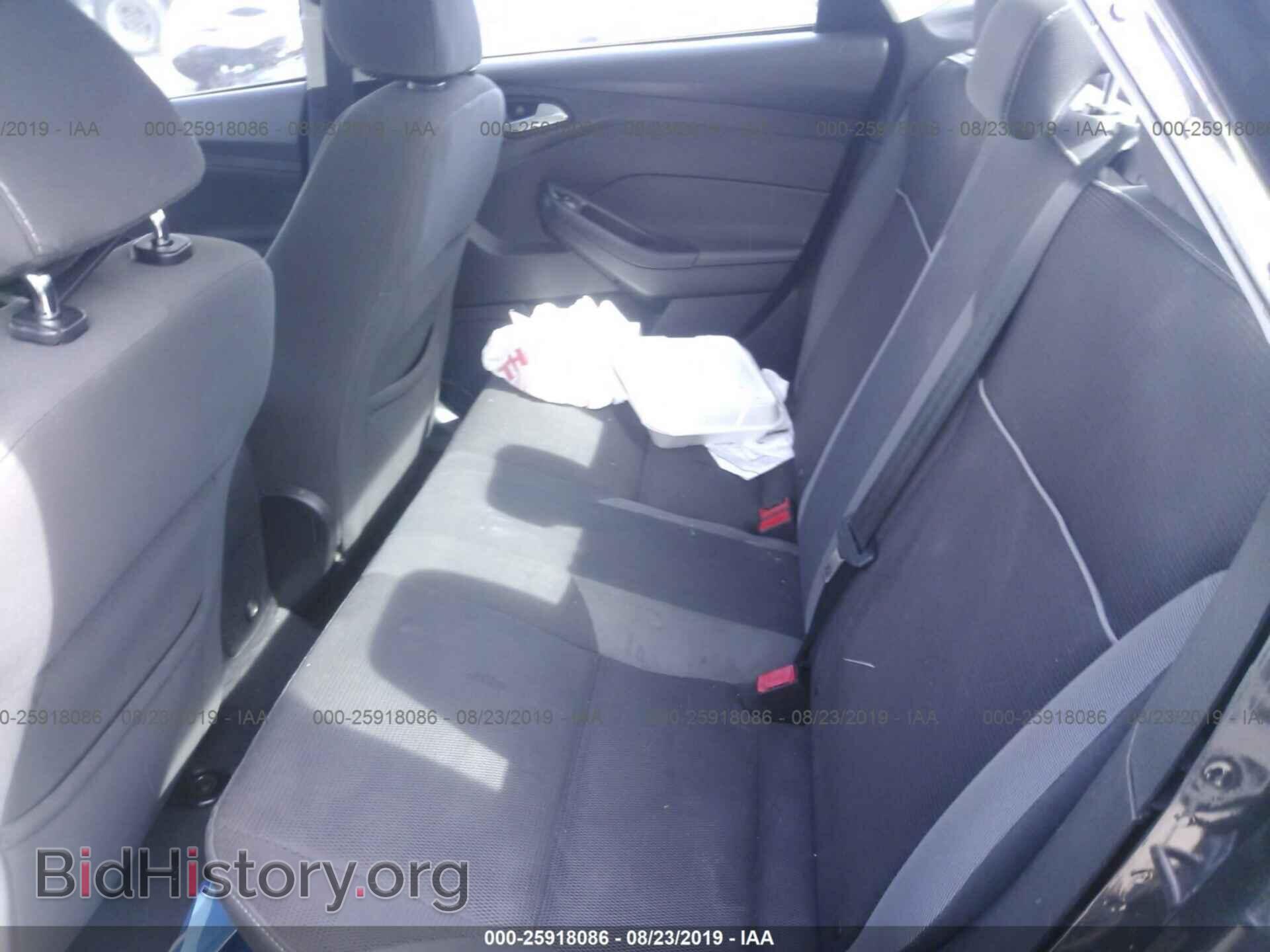 2014 Ford Focus - VIN: 1FADP3F21EL131215 - Photo 8