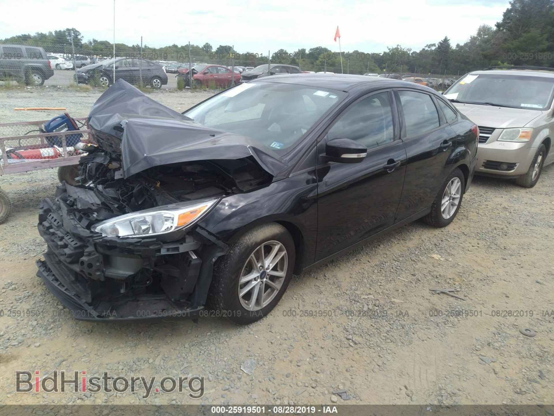 2017 FORD FOCUS - VIN: 1FADP3F26HL290932 - Фото 2