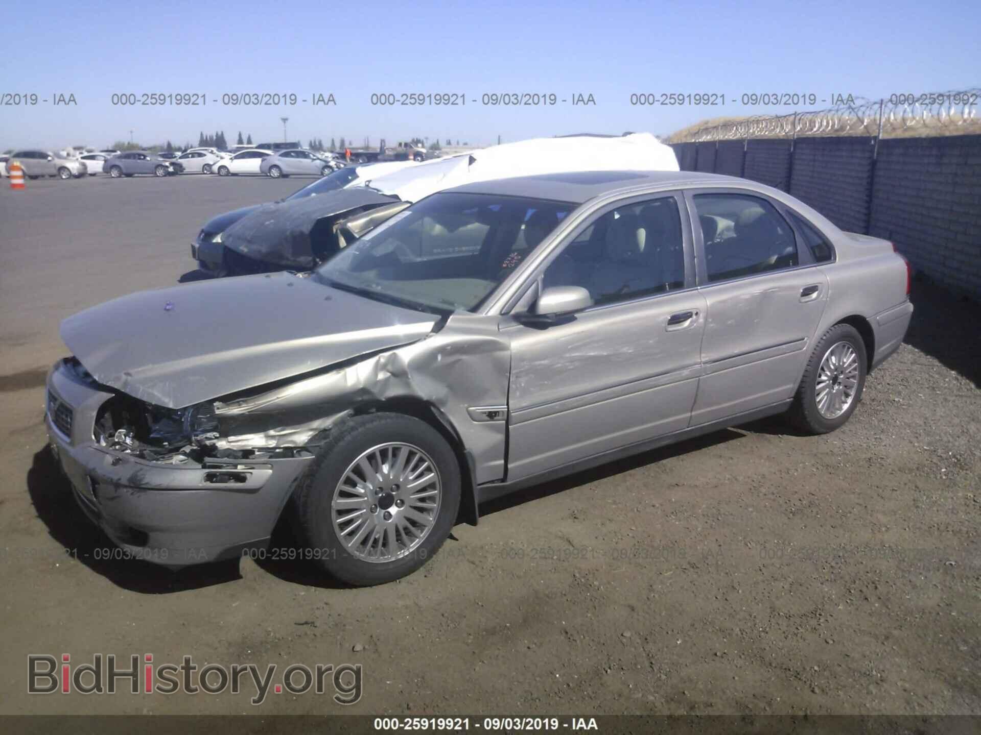2004 VOLVO S80 - VIN: YV1TS92D641338881 - Photo 2