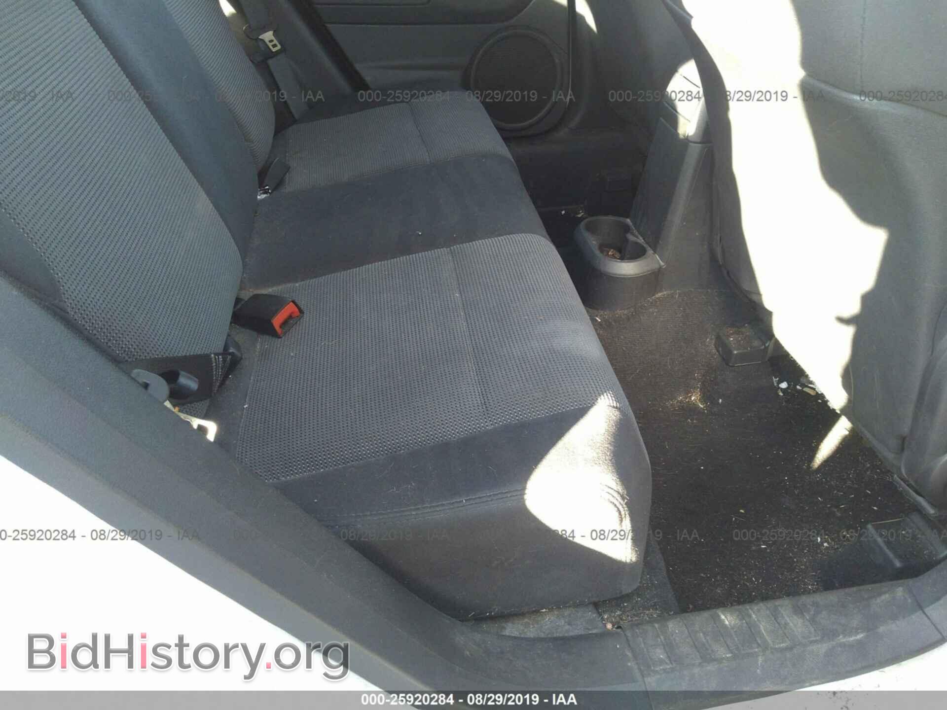 2011 DODGE CALIBER - VIN: 1B3CB5HA6BD152945 - Photo 8