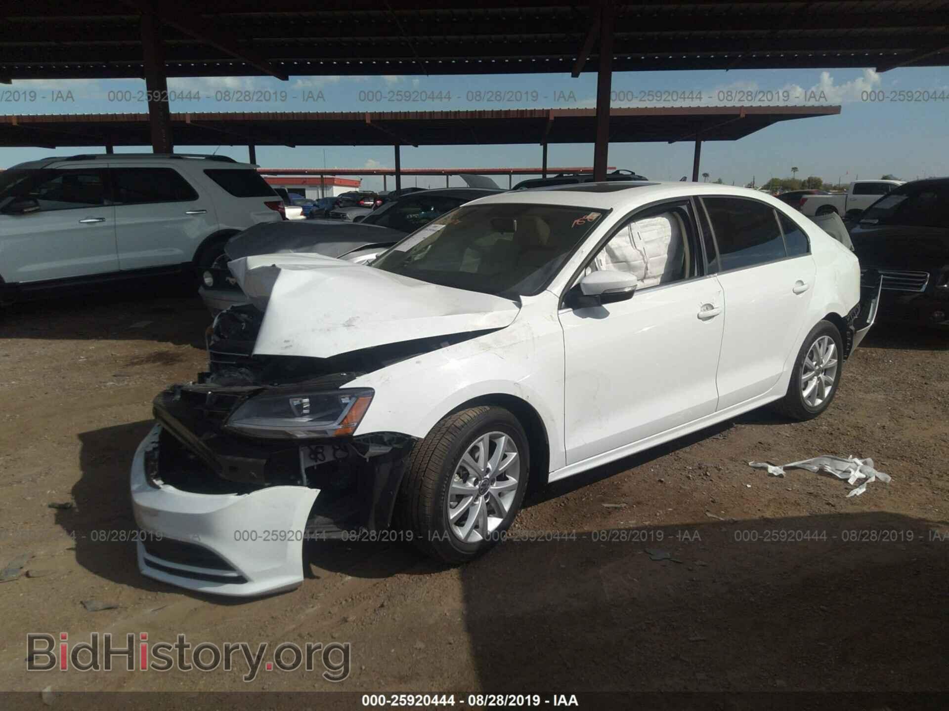 2017 VOLKSWAGEN JETTA - VIN: 3VWDB7AJ7HM311880 - Фото 2