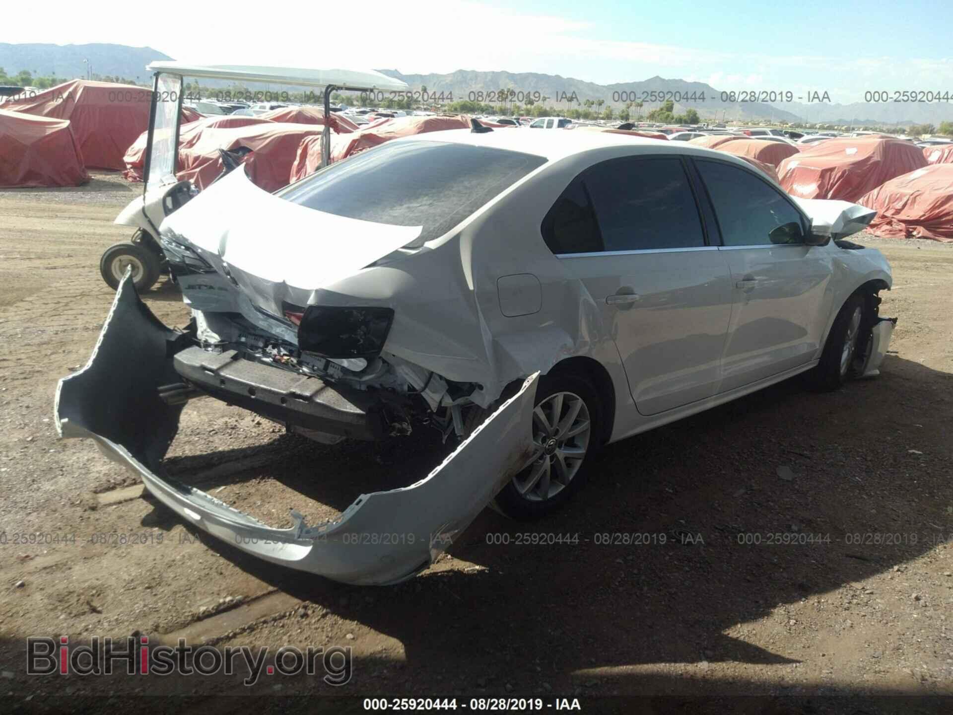 2017 VOLKSWAGEN JETTA - VIN: 3VWDB7AJ7HM311880 - Фото 4