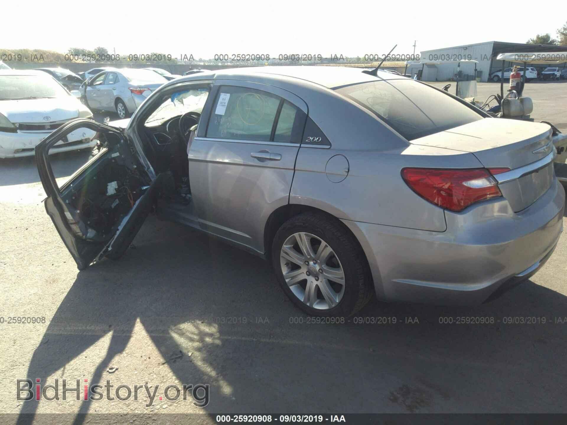 2013 CHRYSLER 200 - VIN: 1C3CCBAB7DN669945 - Фото 3