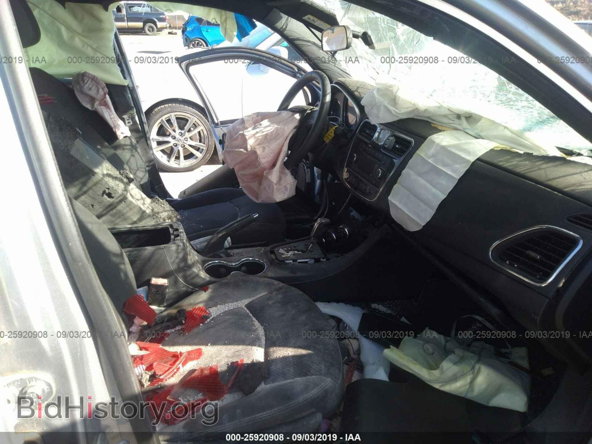 2013 CHRYSLER 200 - VIN: 1C3CCBAB7DN669945 - Фото 5