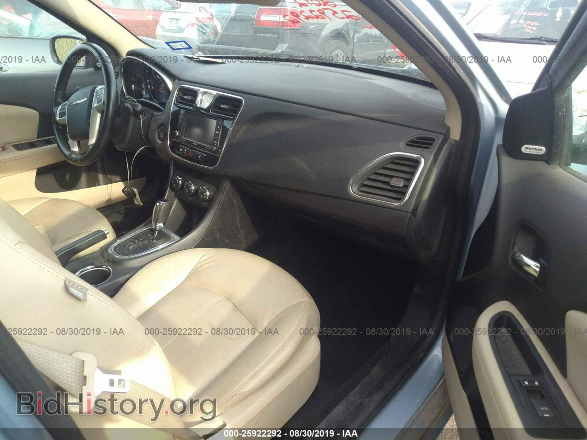 2012 CHRYSLER 200 - VIN: 1C3CCBCG8CN140317 - Фото 5