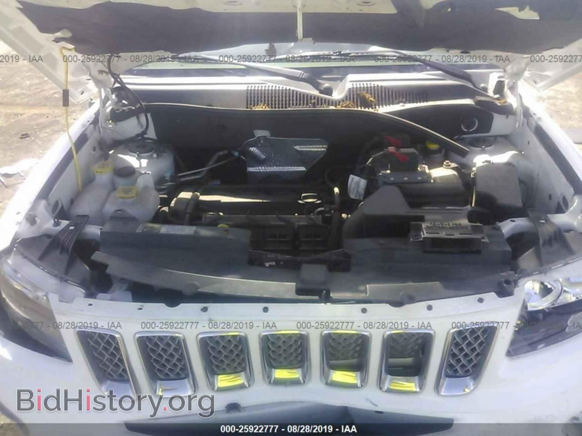 2014 JEEP COMPASS - VIN: 1C4NJCEAXED765321 - Photo 10