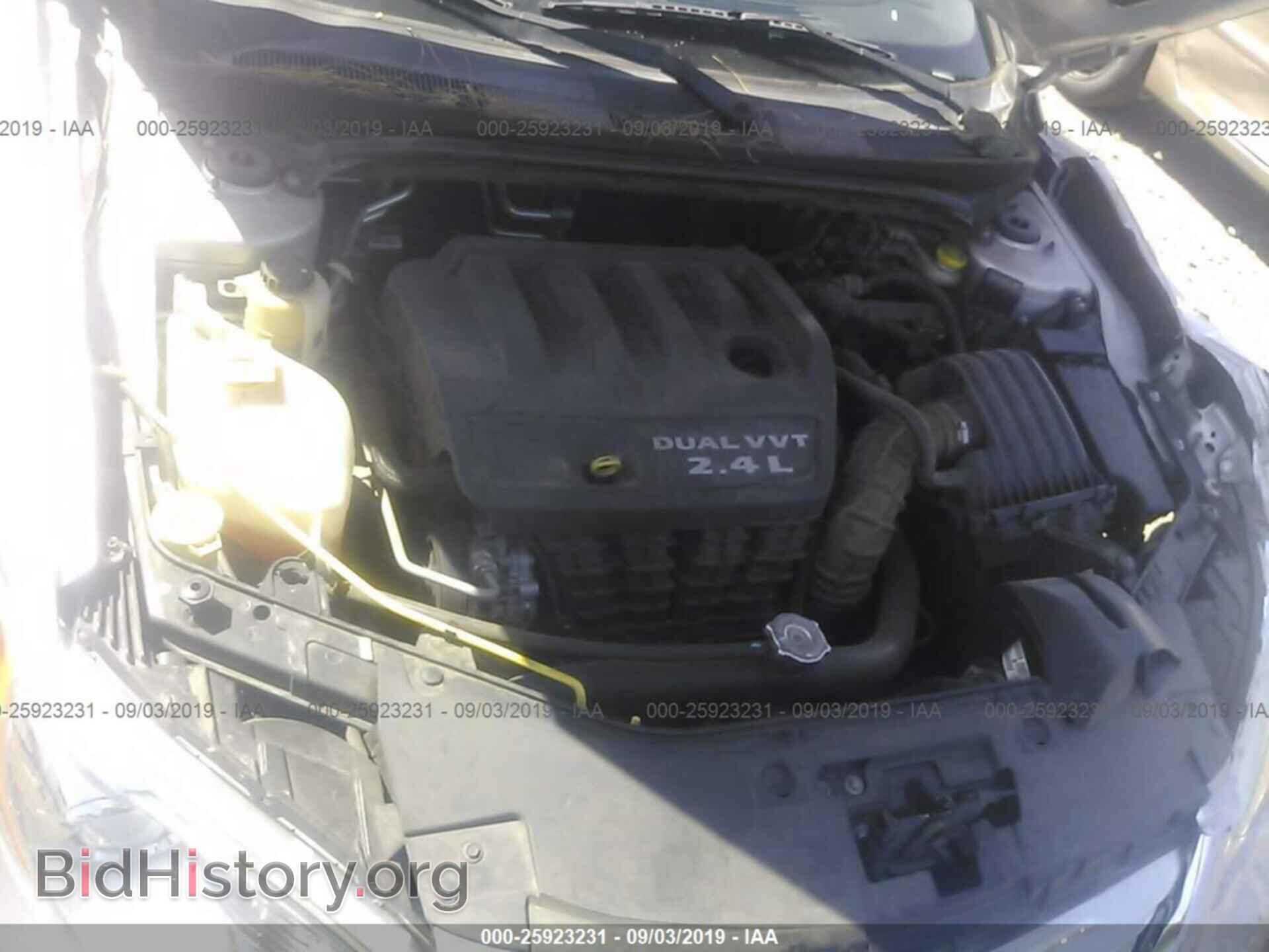 2012 CHRYSLER 200 - VIN: 1C3CCBAB2CN202169 - Фото 10