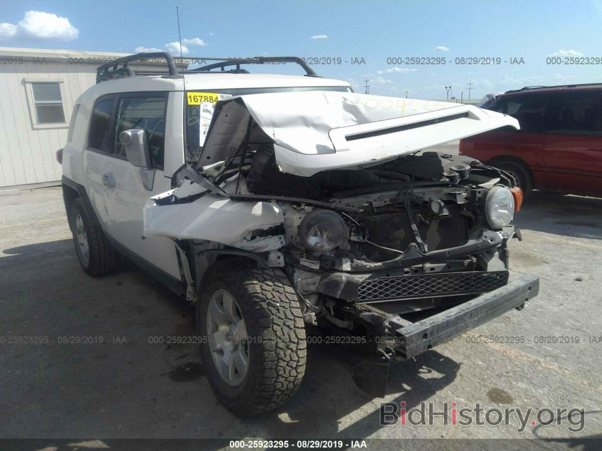 Photo JTEZU4BFXAK009066 - TOYOTA FJ CRUISER 2010