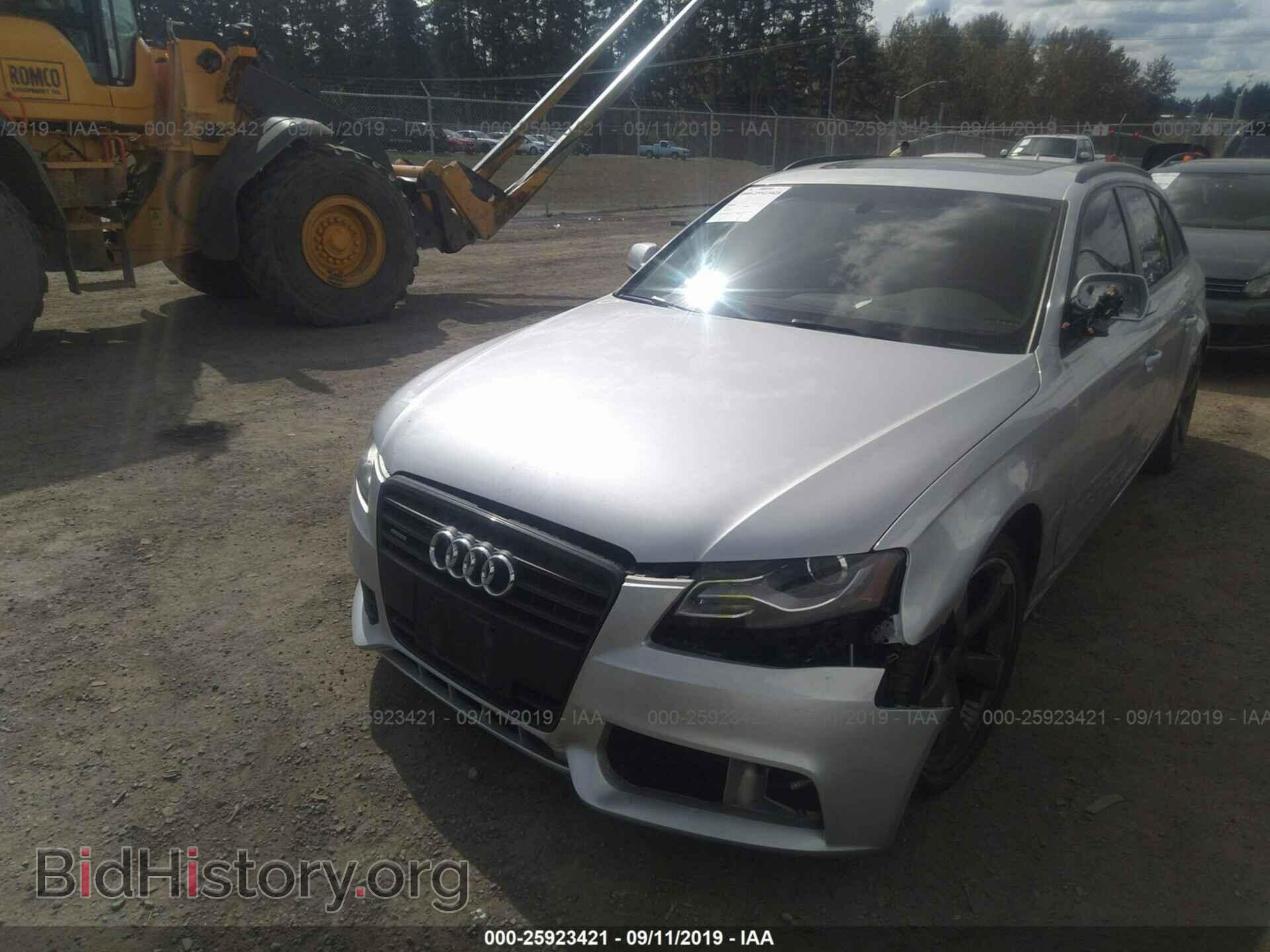 2011 AUDI A4 - VIN: WAUWFAFL2BA150606 - Photo 2