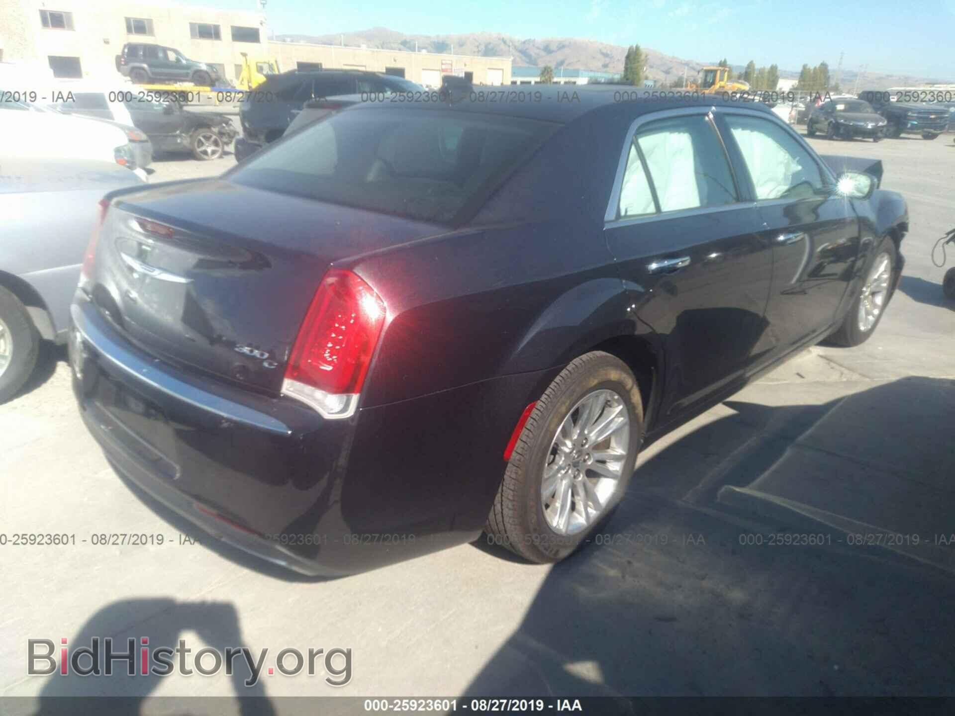 2017 CHRYSLER 300C - VIN: 2C3CCAEG6HH567857 - Фото 4