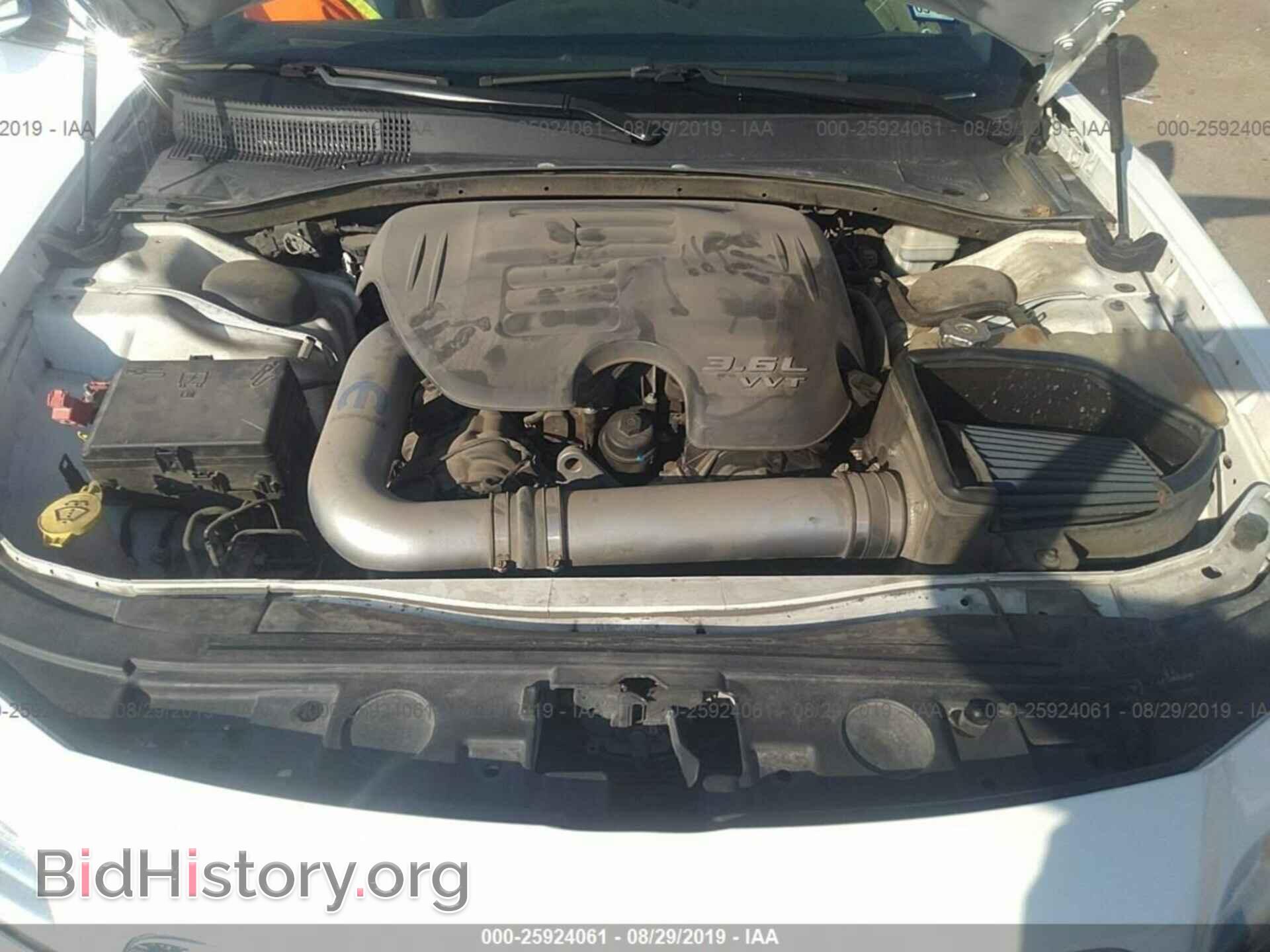 2012 CHRYSLER 300 - VIN: 2C3CCAAG1CH312211 - Photo 10