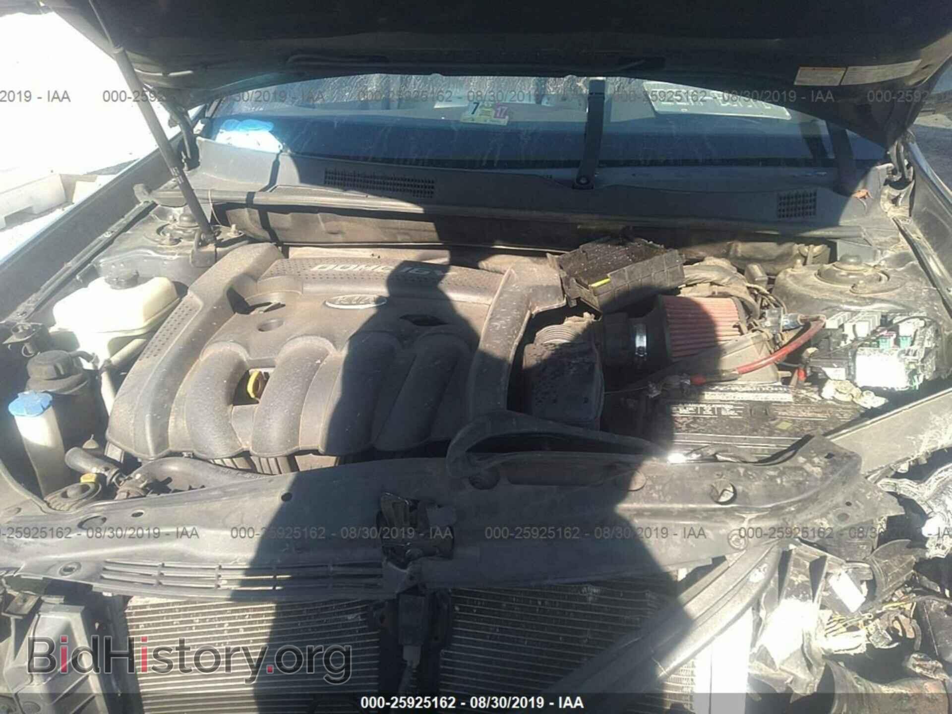2008 KIA OPTIMA - VIN: KNAGE123485255159 - Фото 10