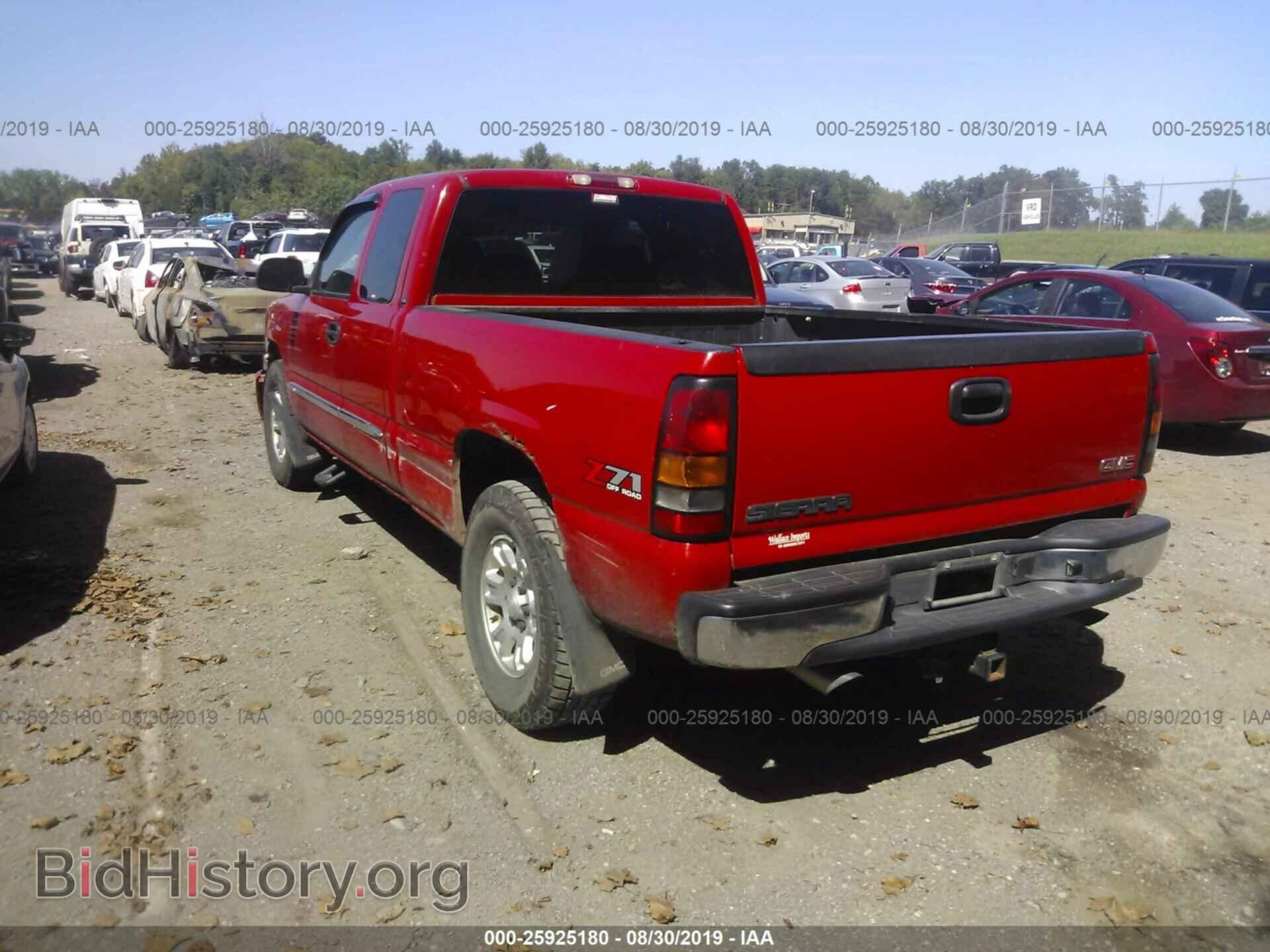 2005 GMC NEW SIERRA - VIN: 2GTEK19B351317843 - Фото 3