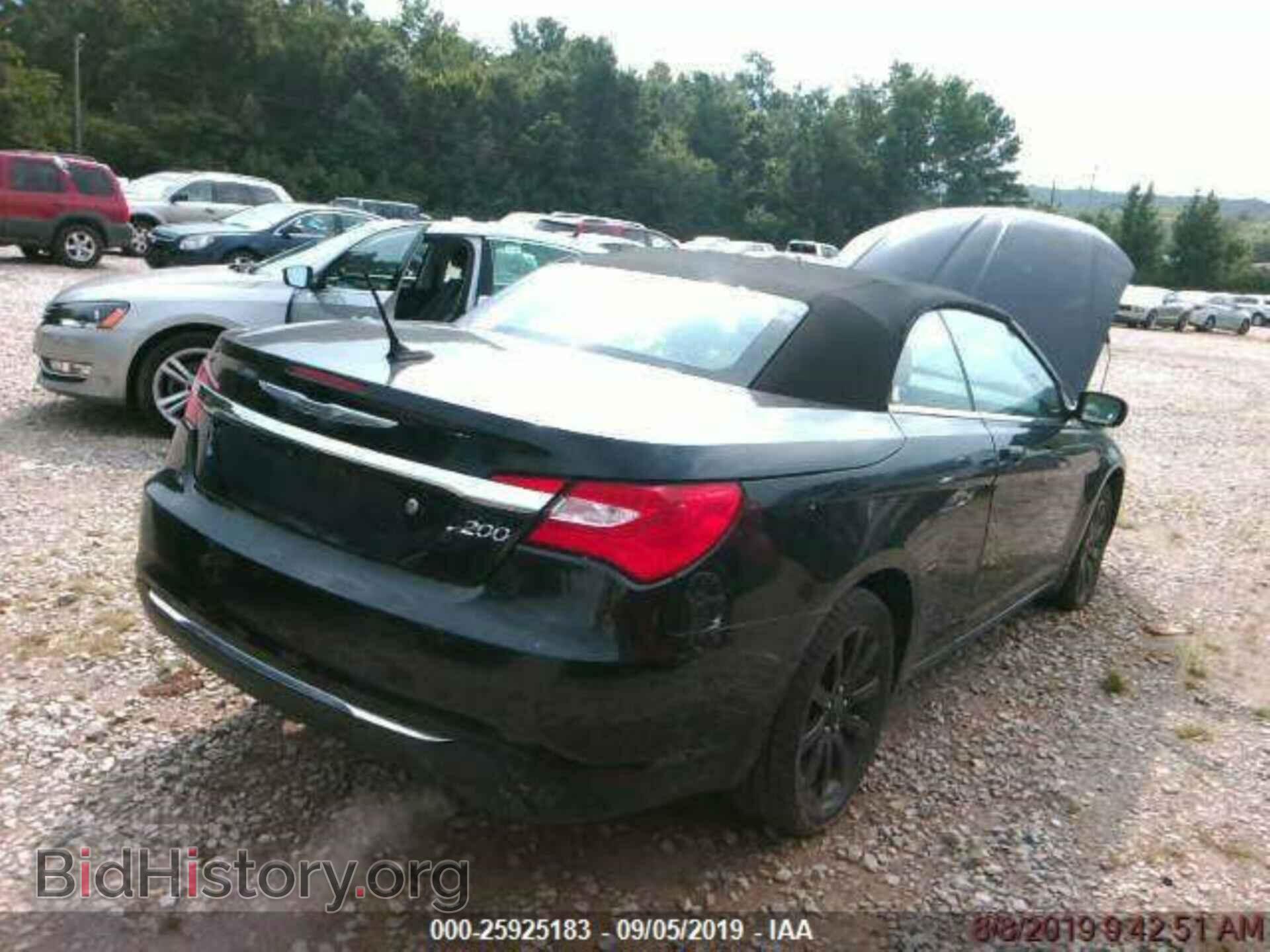 2012 CHRYSLER 200 - VIN: 1C3BCBEB5CN229081 - Фото 2