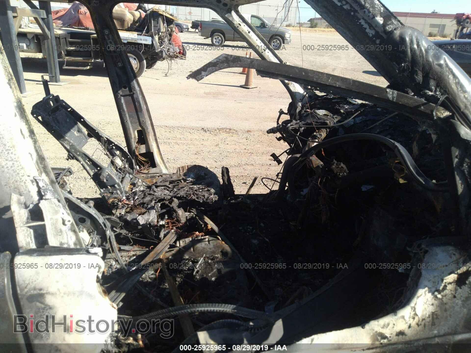 2012 LAND ROVER RANGE ROVER - VIN: SALME1D42CA383338 - Фото 5