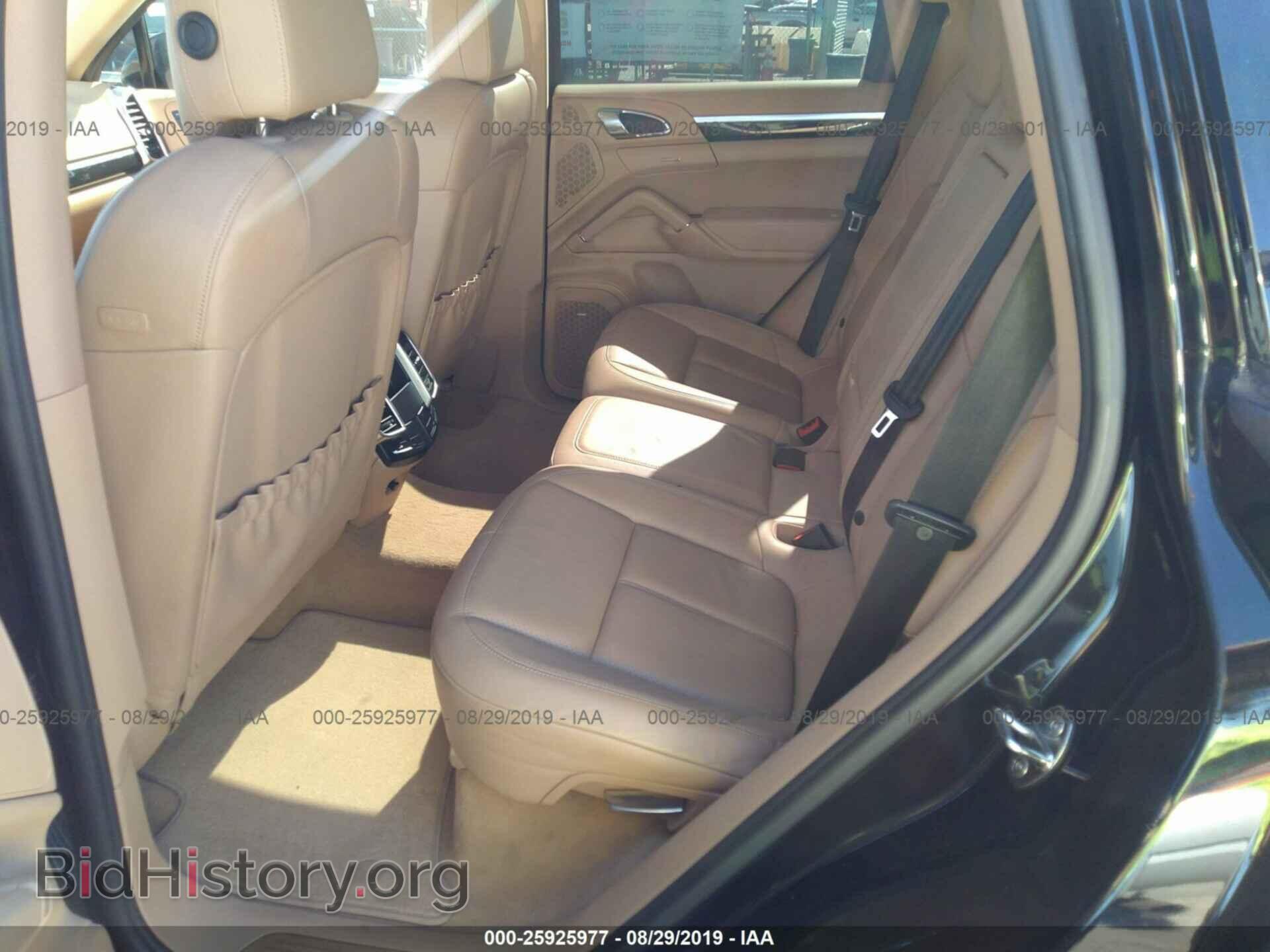 2011 PORSCHE CAYENNE - VIN: WP1AB2A23BLA51048 - Фото 8