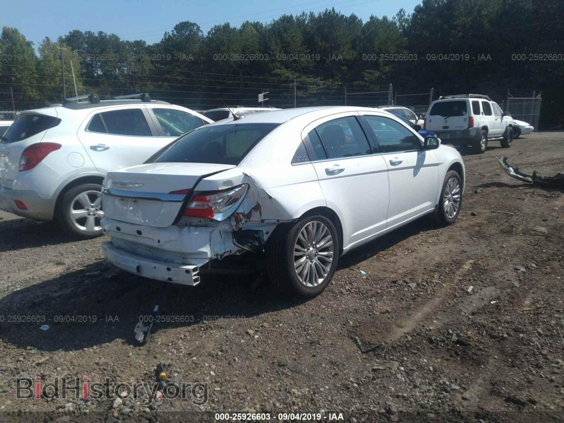 2012 CHRYSLER 200 - VIN: 1C3CCBAB2CN114142 - Фото 4