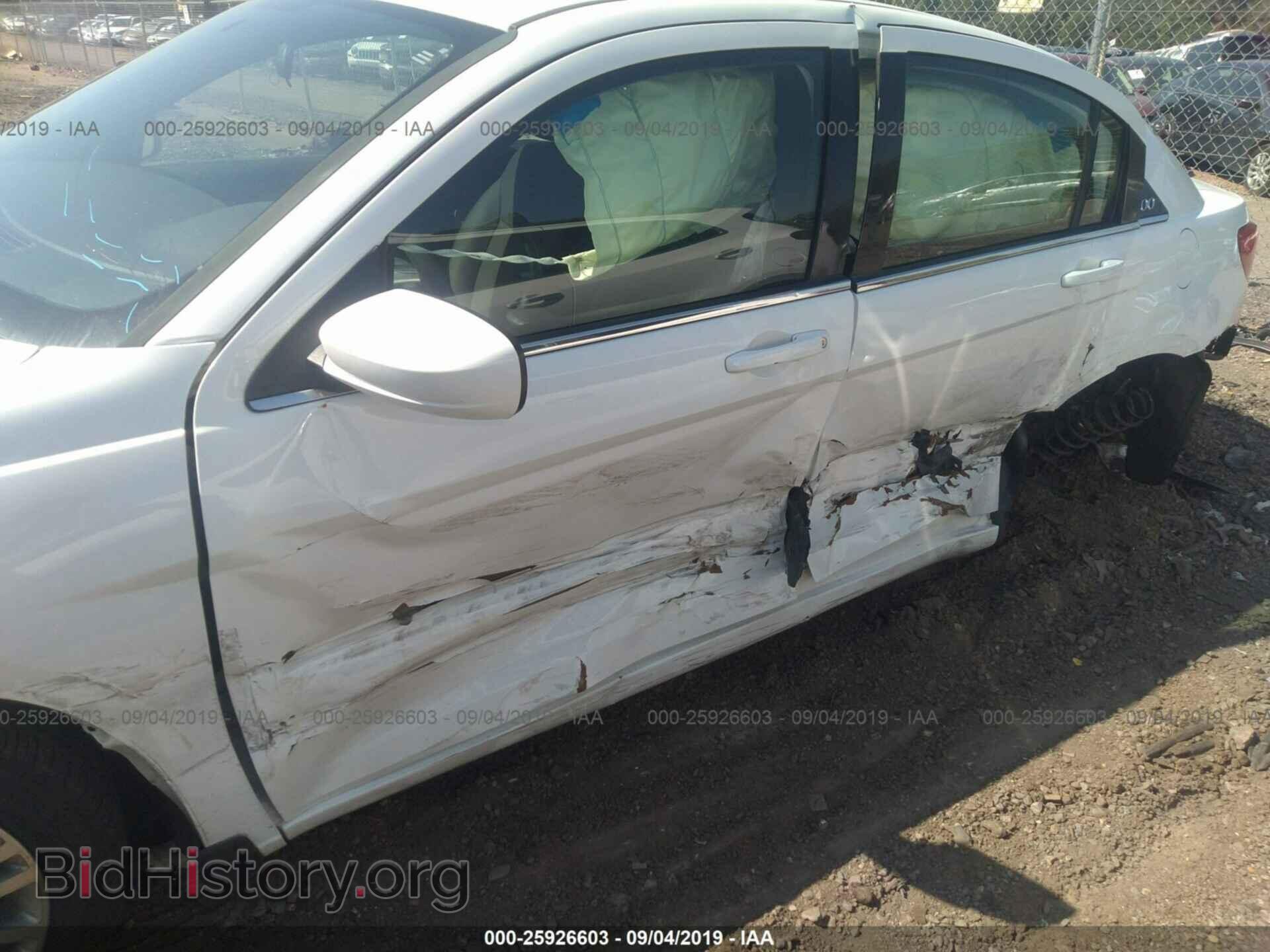2012 CHRYSLER 200 - VIN: 1C3CCBAB2CN114142 - Фото 6