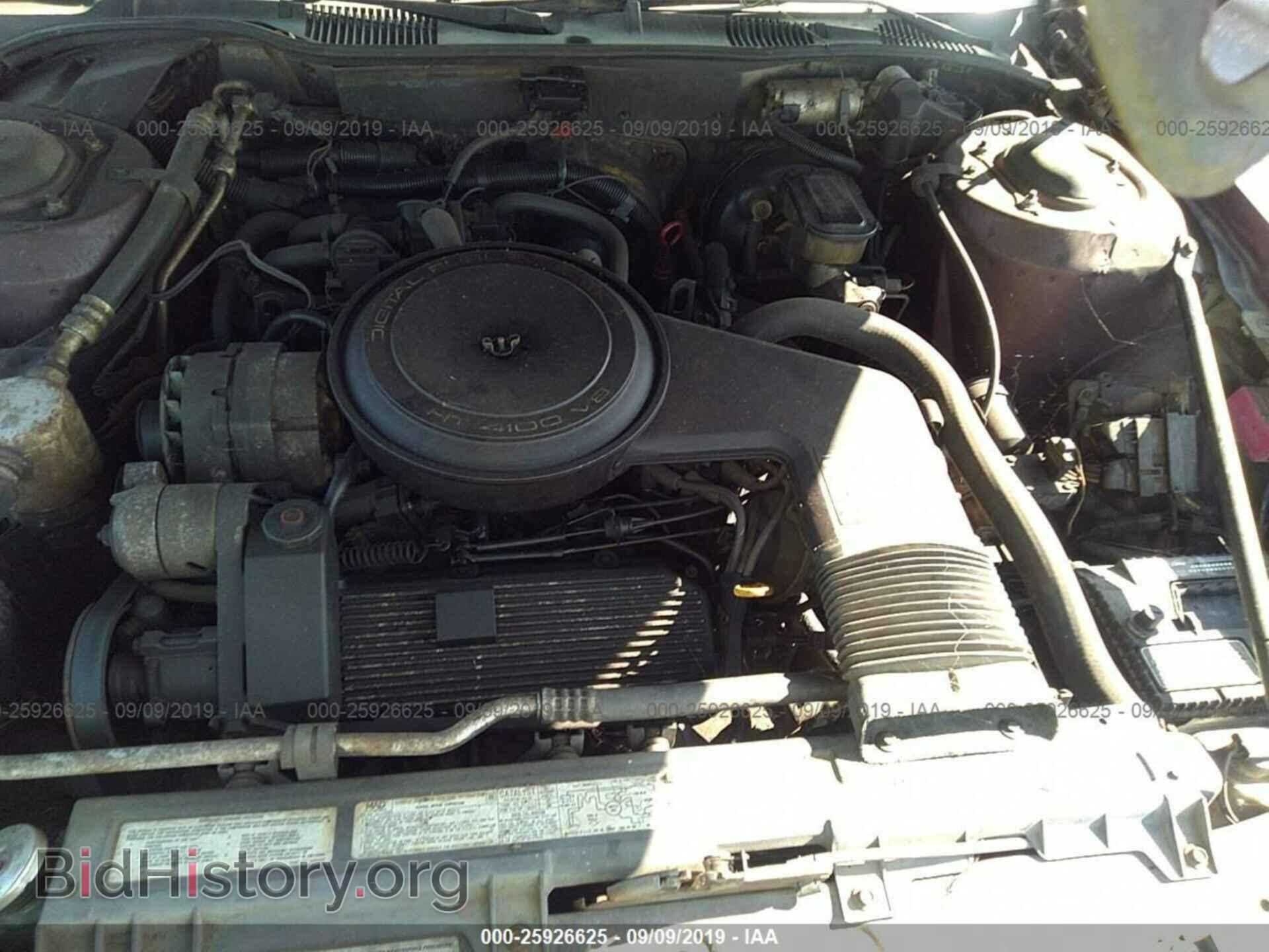 1985 CADILLAC DEVILLE - VIN: 1G6CD4784F4374782 - Photo 10