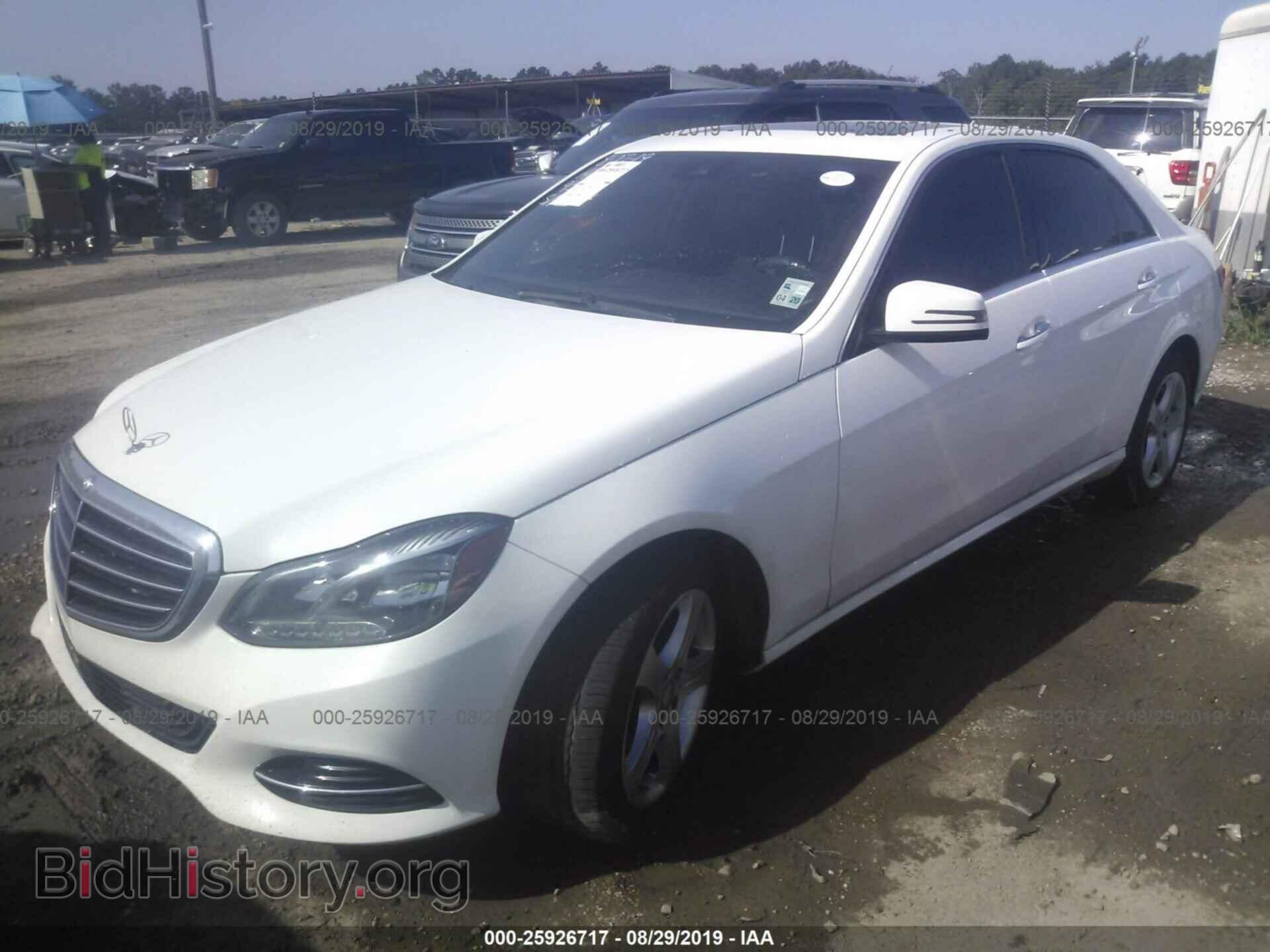 2014 MERCEDES-BENZ E - VIN: WDDHF5KB6EA956569 - Фото 2