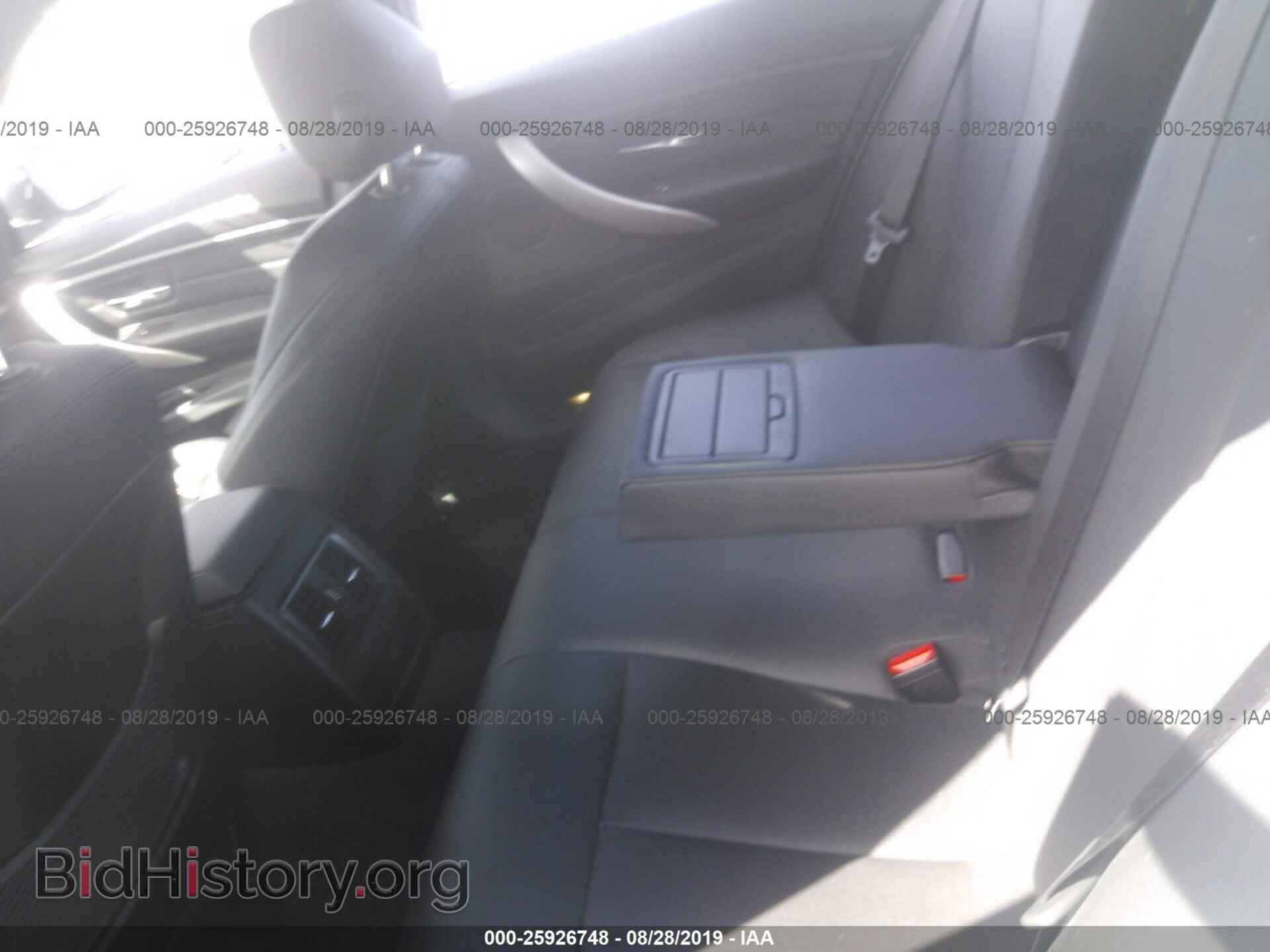 2018 BMW 320 - VIN: WBA8E1G53JNU90821 - Photo 8