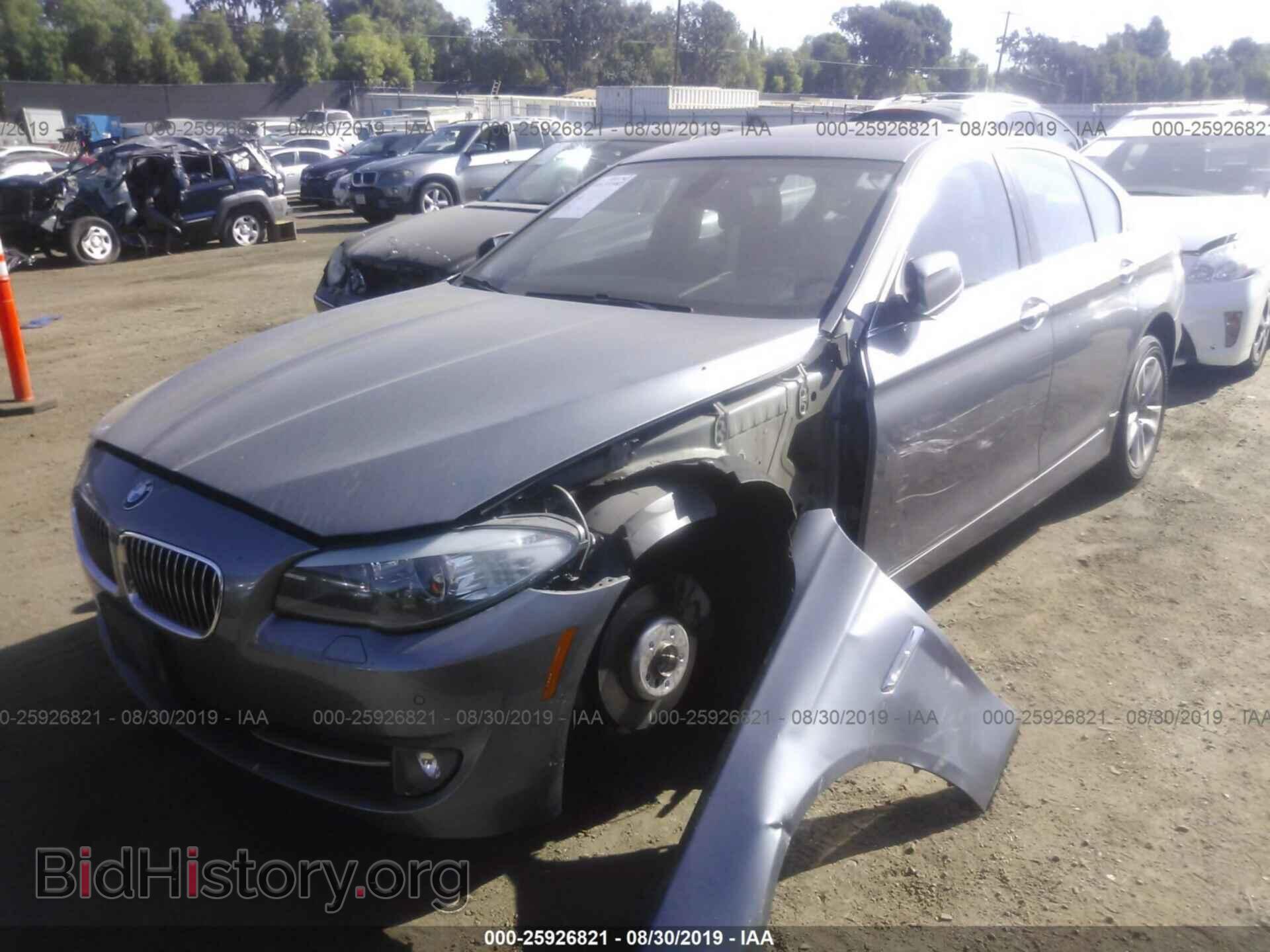 2012 BMW 528 - VIN: WBAXG5C52CDW66155 - Фото 2
