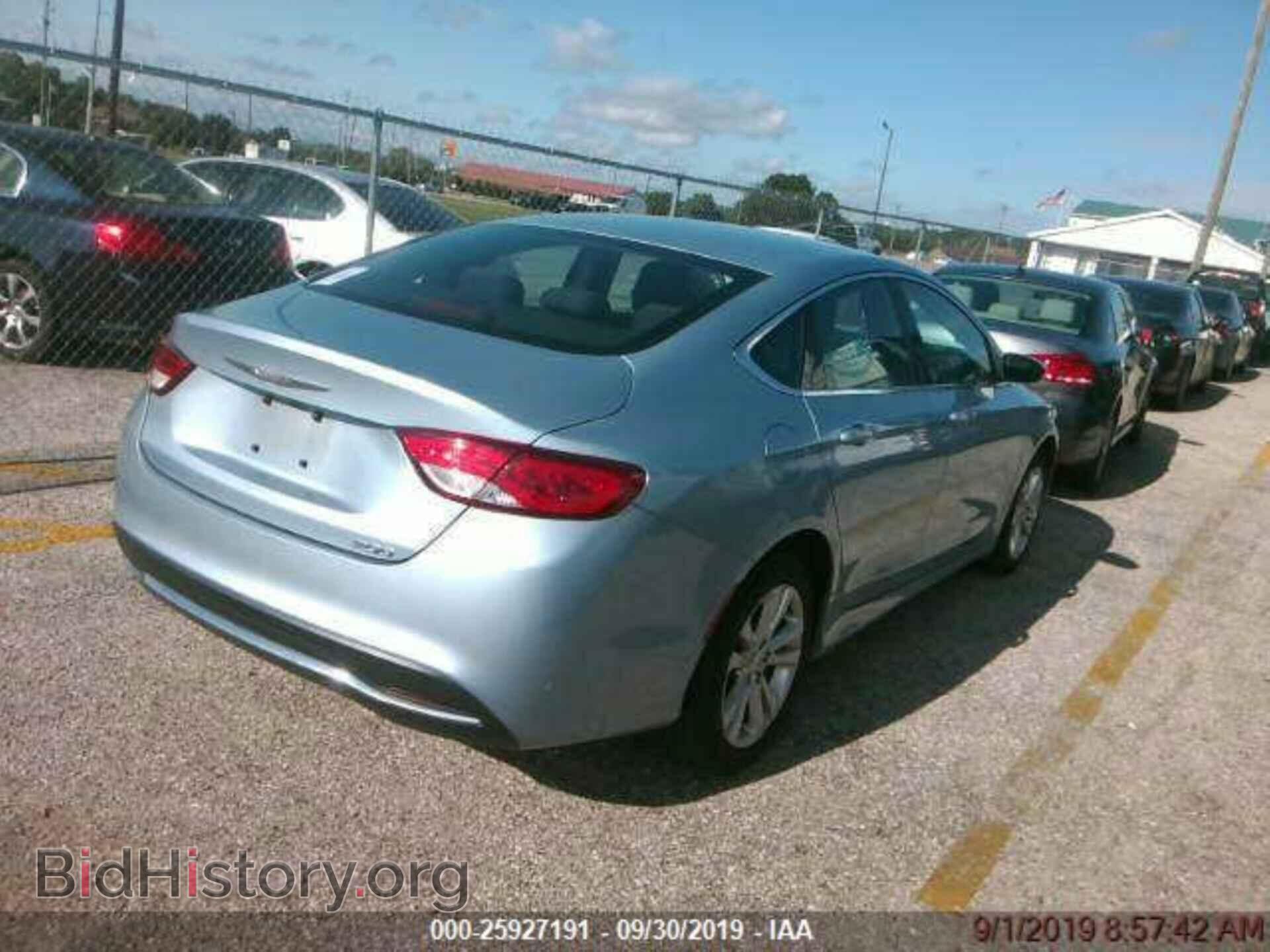 2015 CHRYSLER 200 - VIN: 1C3CCCAB5FN635771 - Photo 2
