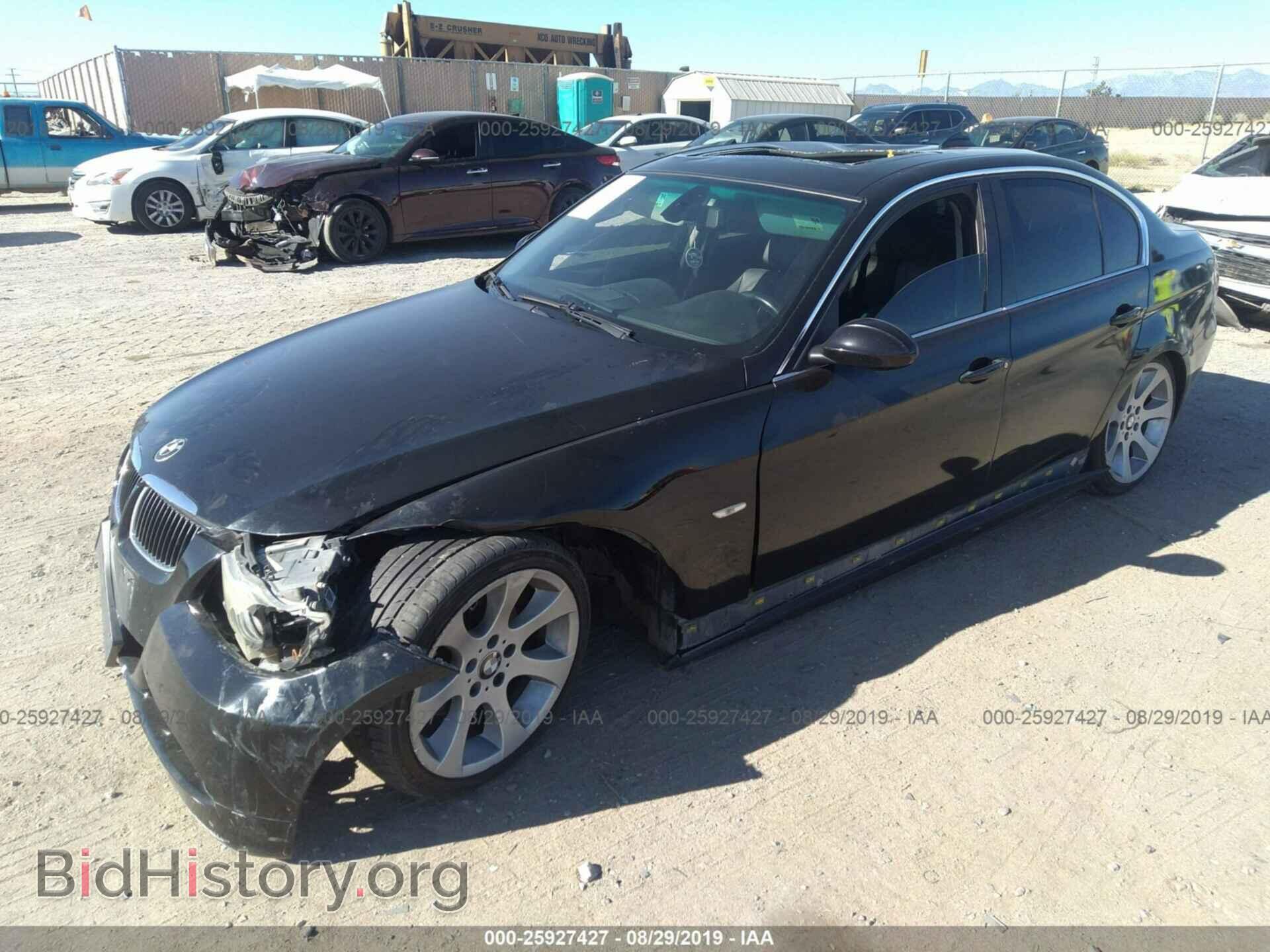 2006 BMW 330 - VIN: WBAVB33576PS17129 - Photo 2