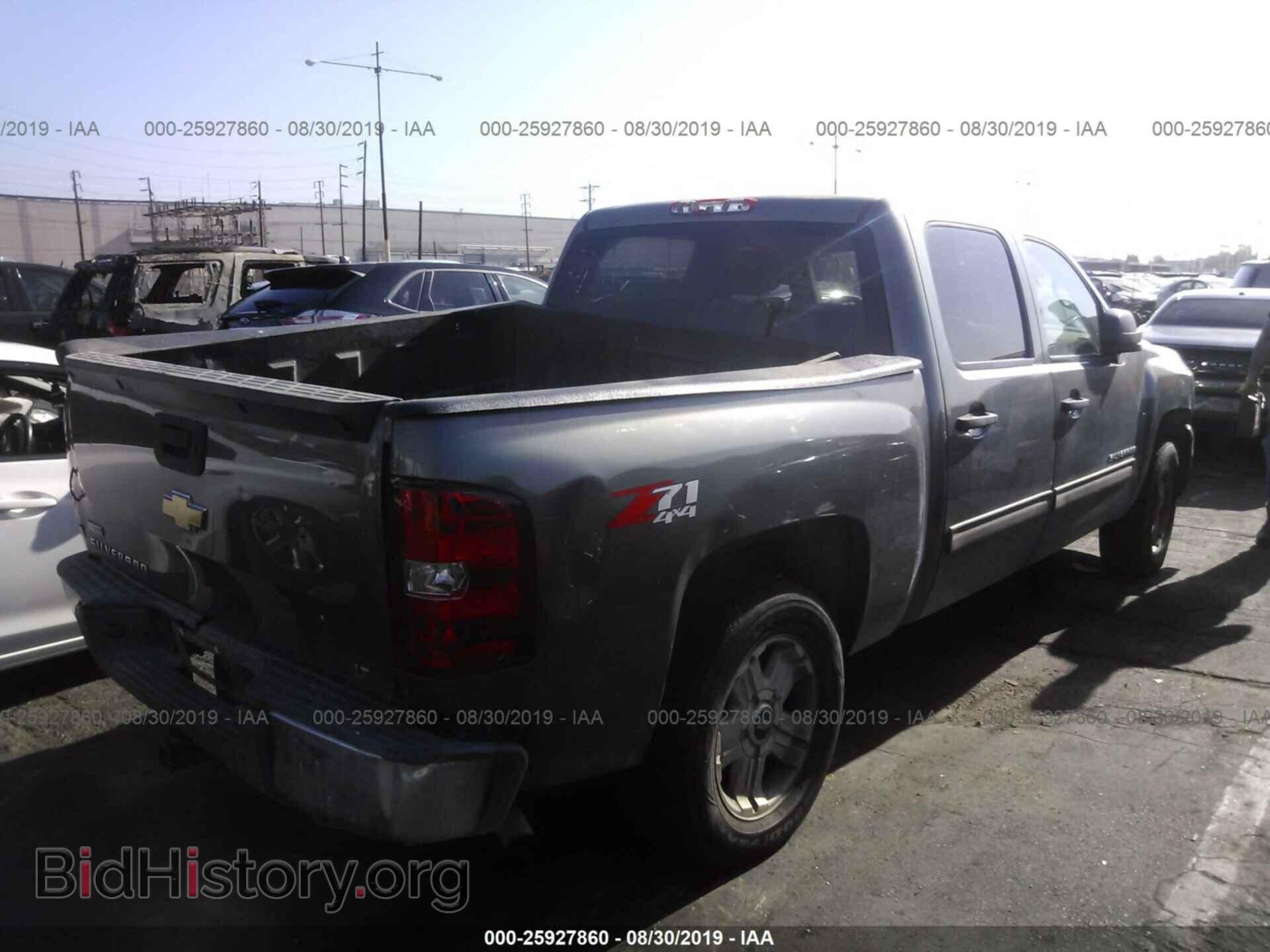 2011 CHEVROLET SILVERADO - VIN: 3GCPKSE33BG236485 - Фото 4