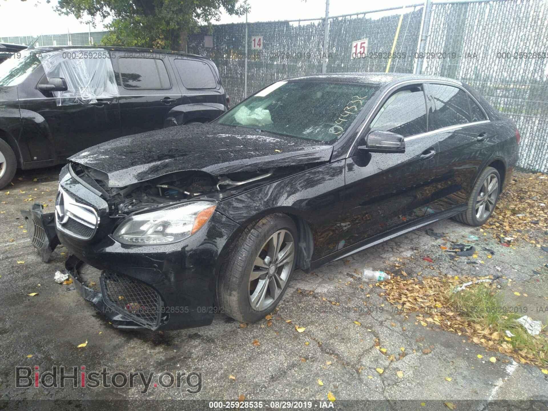2014 MERCEDES-BENZ E - VIN: WDDHF5KB3EB044332 - Фото 2